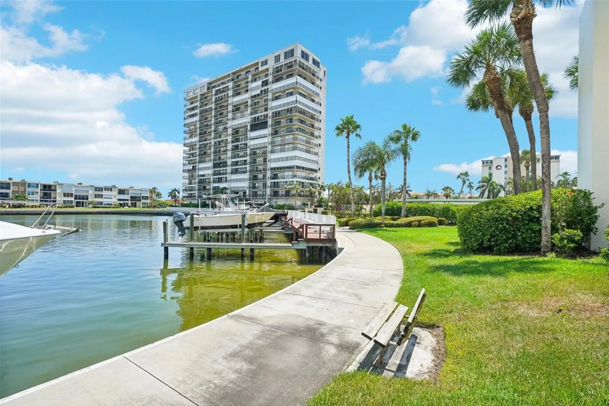 Property Slideshow image 41 of 66 | 7400 sun island dr 802, South Pasadena, FL, 33707