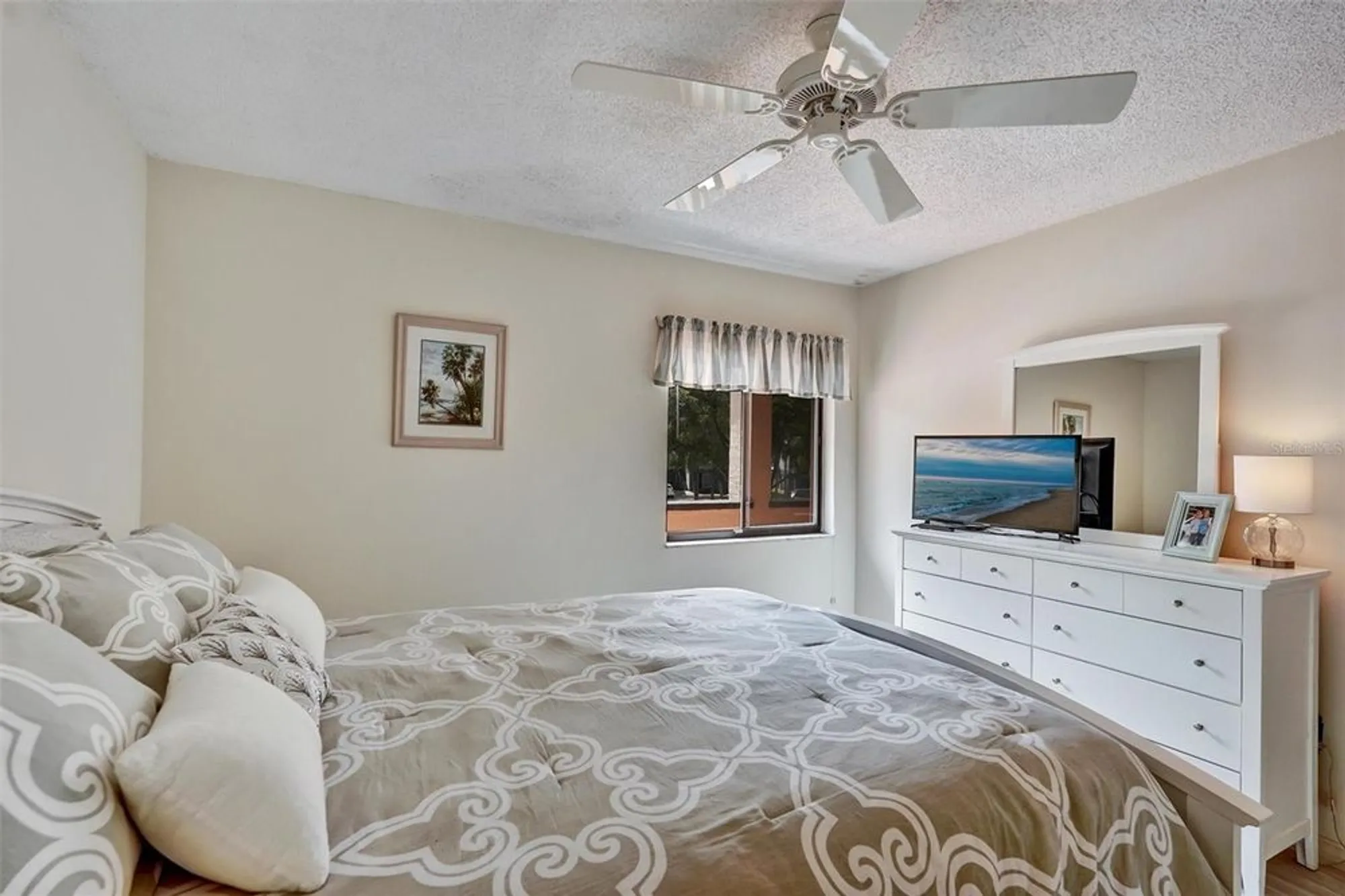 Property Slideshow image 22 of 27 | 6221 timber lake dr unit c10, Sarasota, FL, 34243
