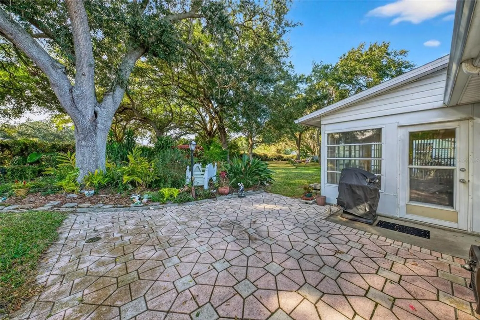 Property Slideshow image 23 of 34 | 2215 orkney dr, Leesburg, FL, 34788