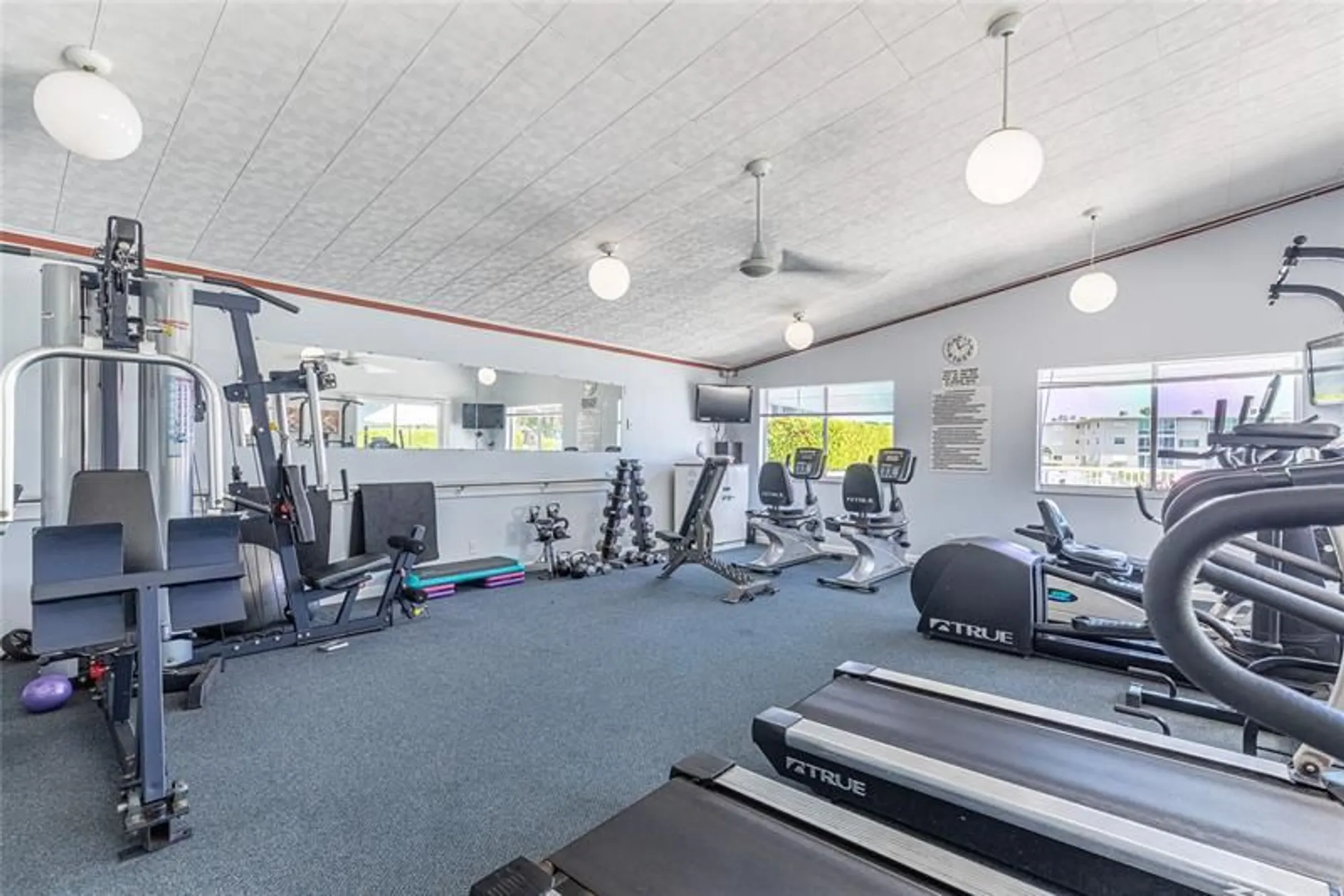 Property Slideshow image 32 of 35 | 2721 garden dr 310, Lake Worth, FL, 33461