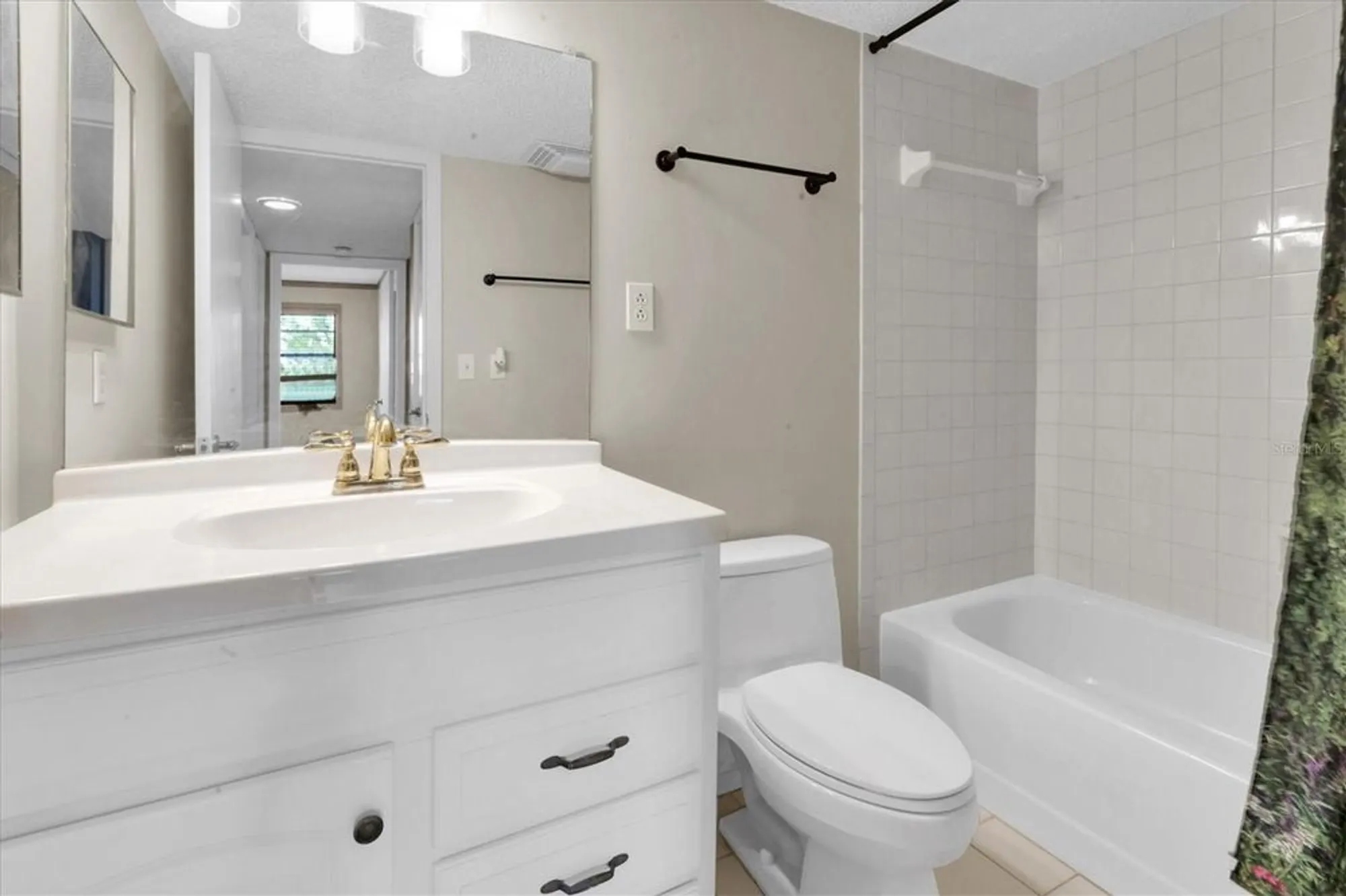 Property Slideshow image 29 of 48 | 8198 terrace garden dr n unit 511, Saint Petersburg, FL, 33709