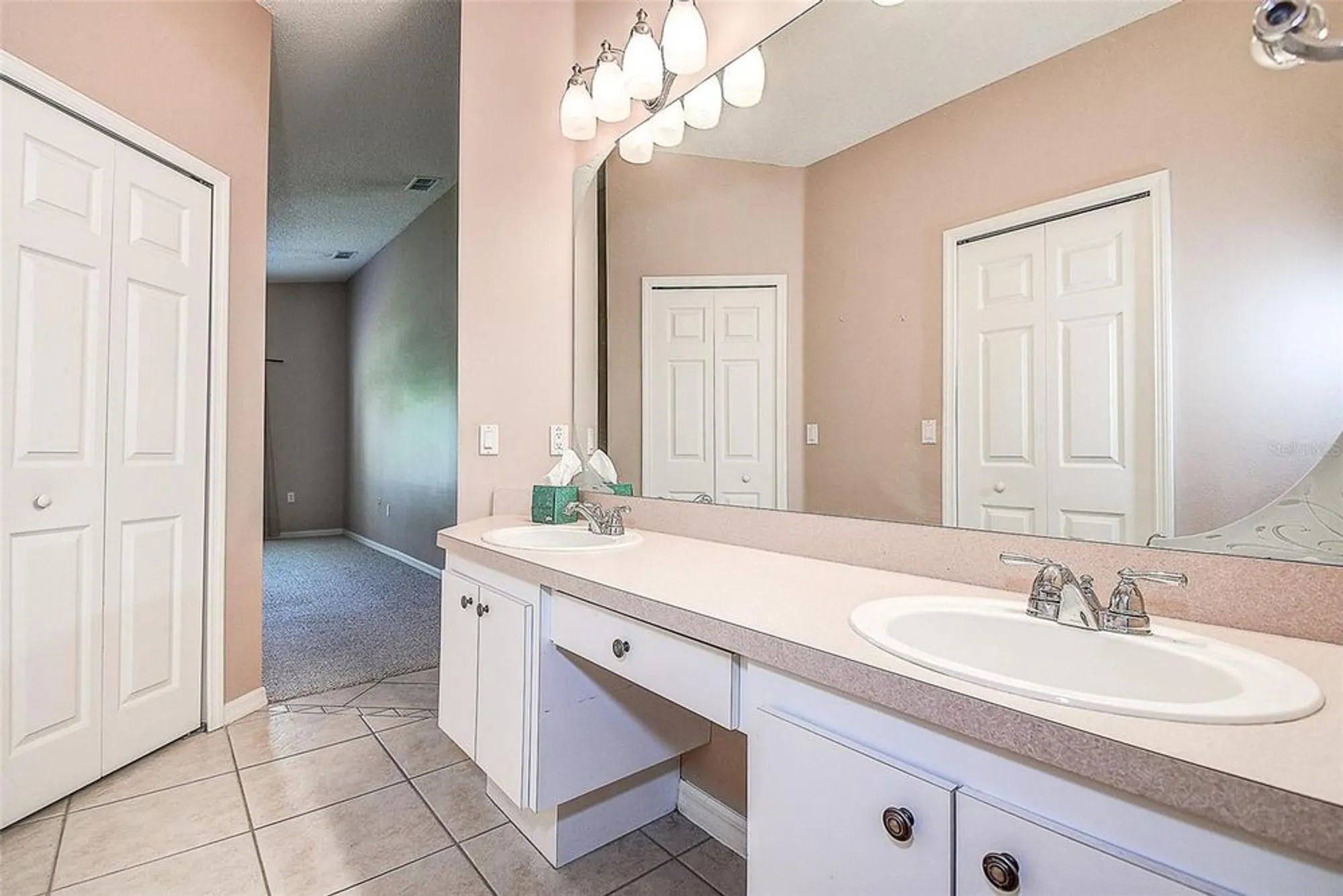 Property Slideshow image 18 of 31 | 11121 cherrywood ct, Spring Hill, FL, 34609