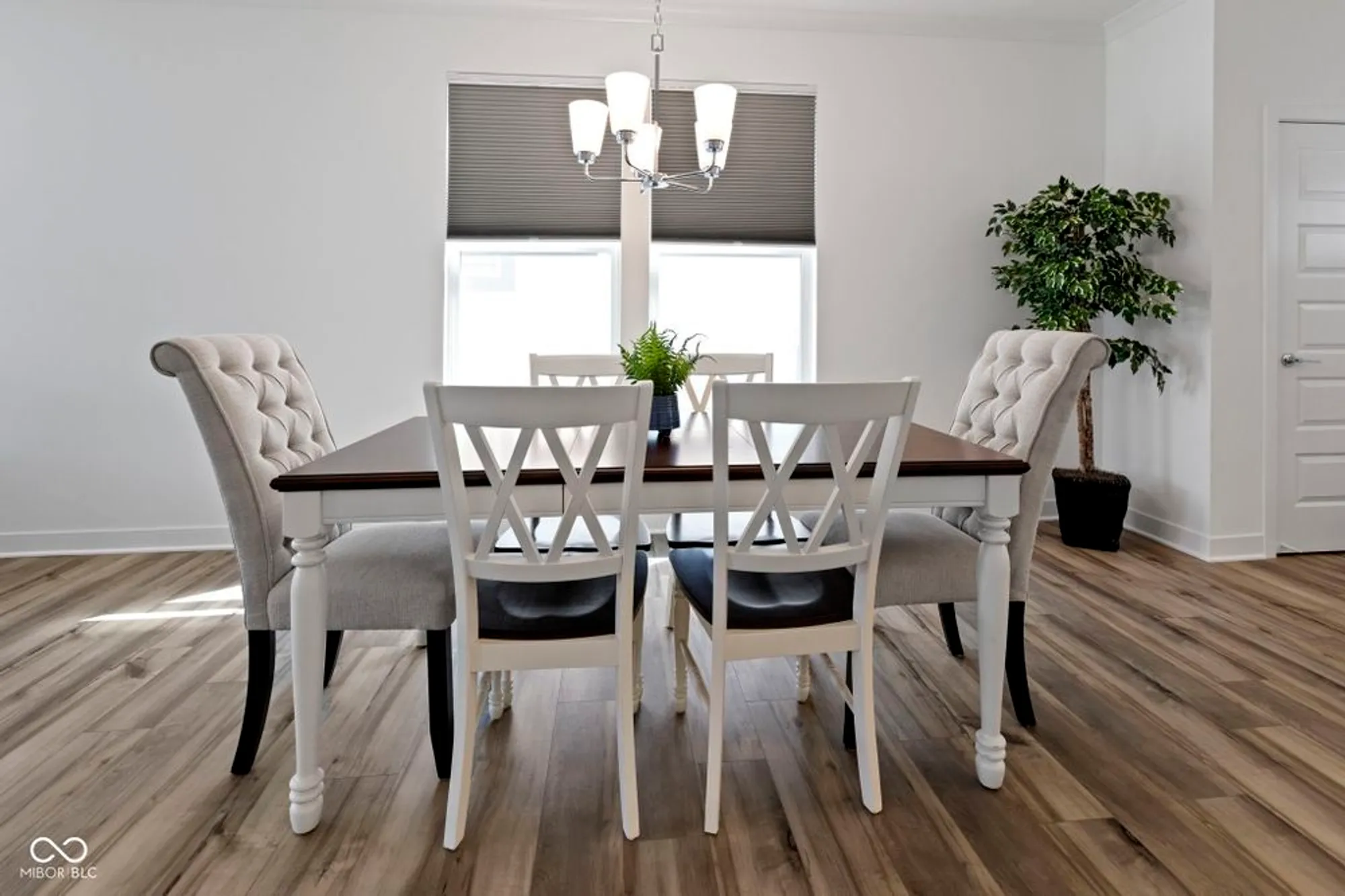 Property Slideshow image 12 of 40 | 335 ehrlich ln, Westfield, IN, 46074