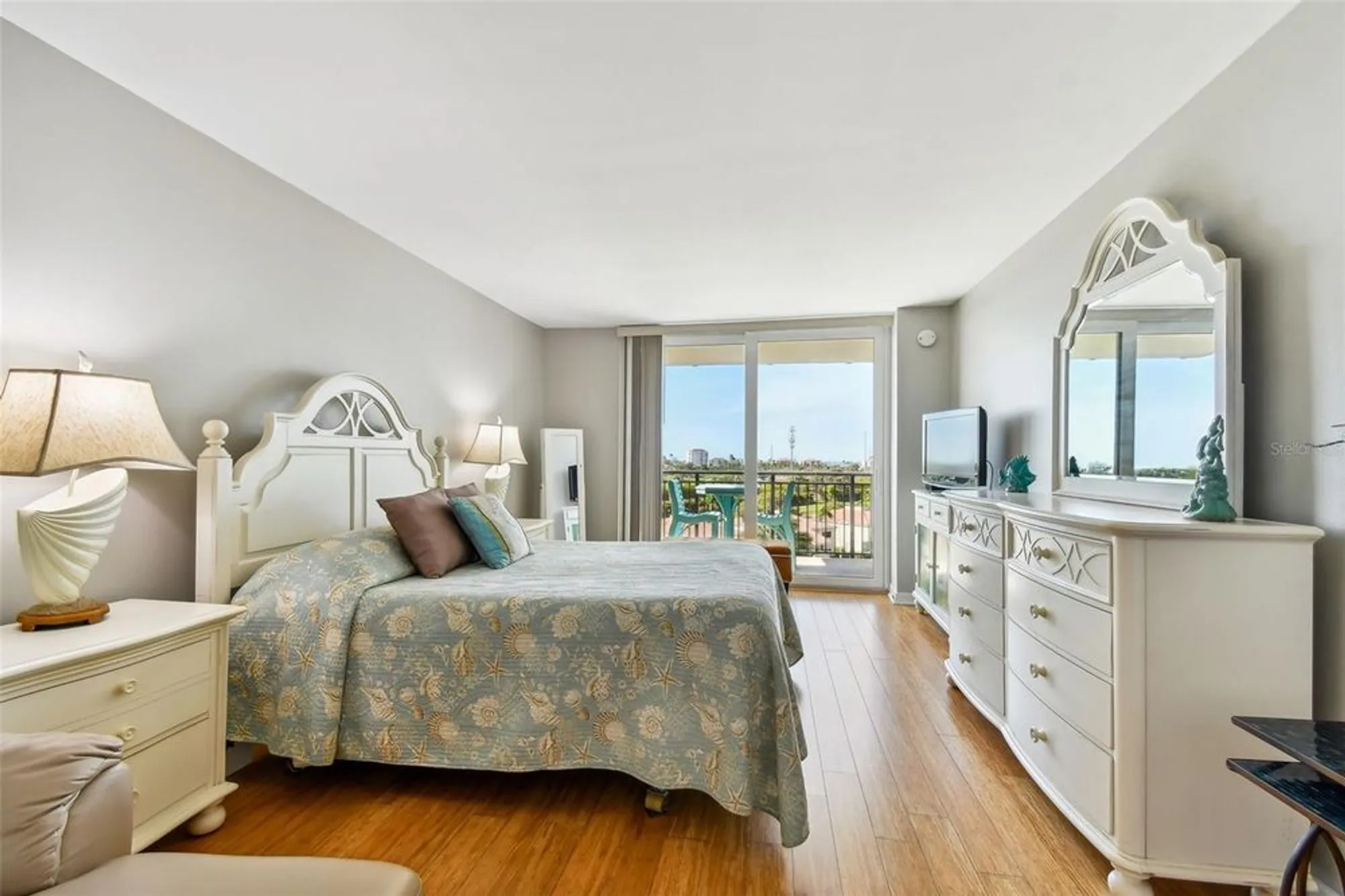 Property Slideshow image 35 of 70 | 6372 palma del mar blvd s apt 605, St Petersburg, FL, 33715