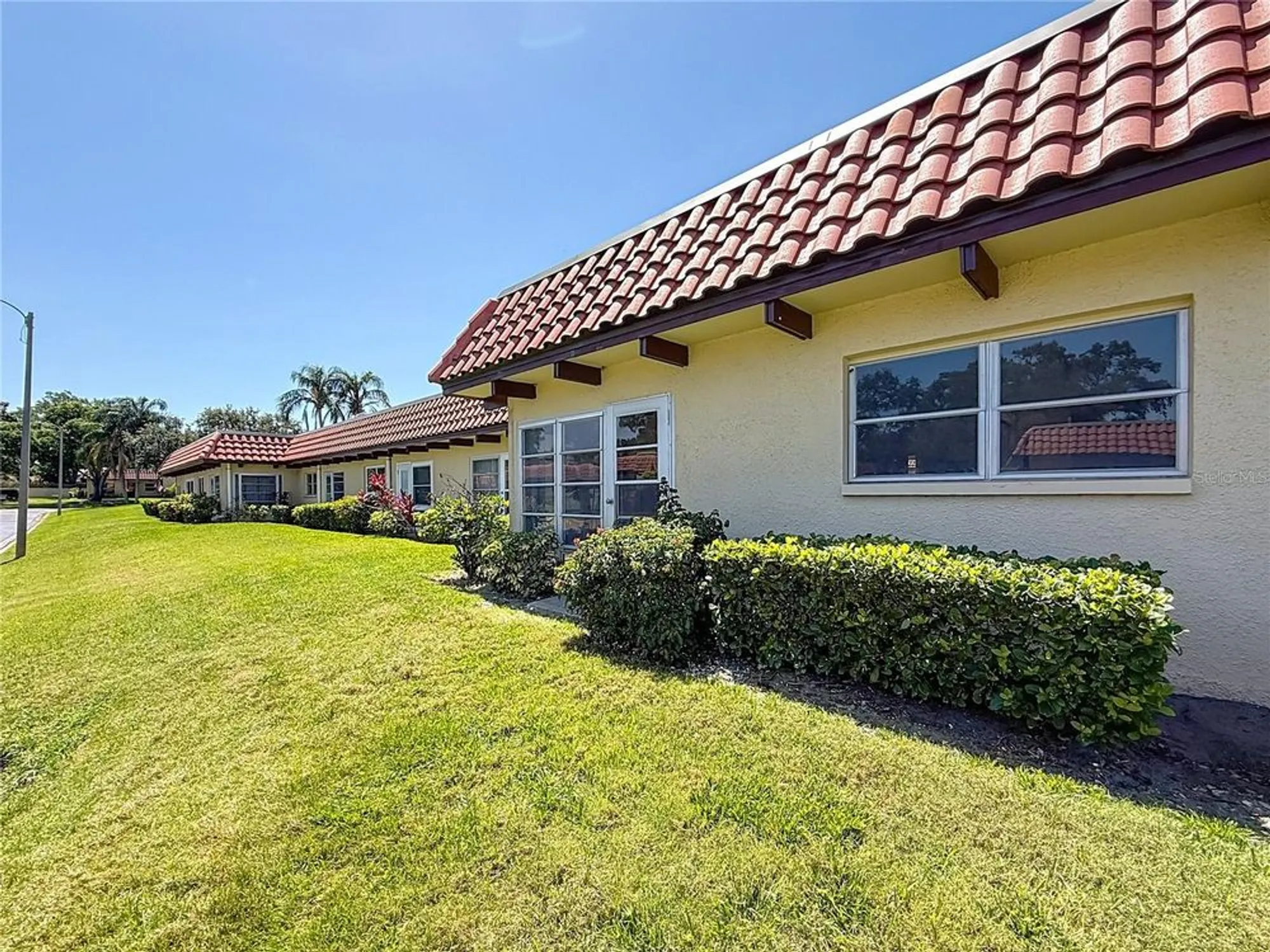 Property Slideshow image 19 of 28 | 1701 pinehurst rd apt 16c, Dunedin, FL, 34698