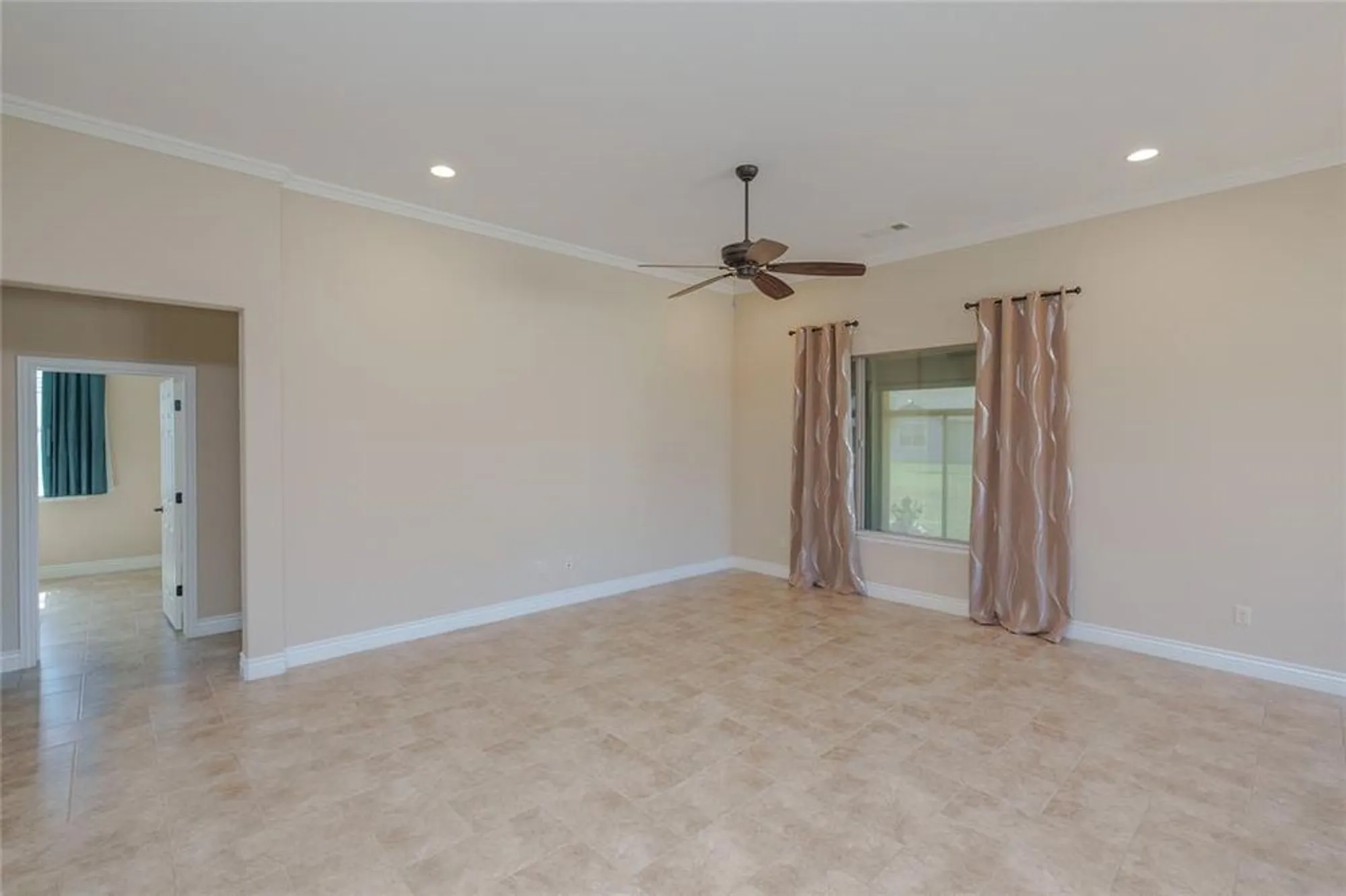 Property Slideshow image 15 of 36 | 12813 pumice ln, Denton, TX, 76207