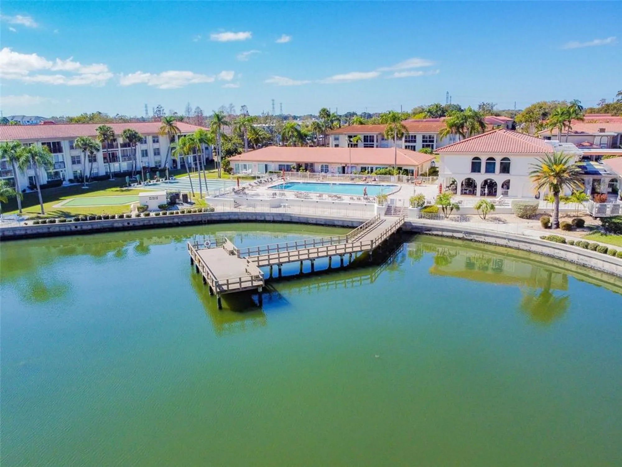 Property Slideshow image 33 of 40 | 19029 us highway 19 n apt 27a, Clearwater, FL, 33764