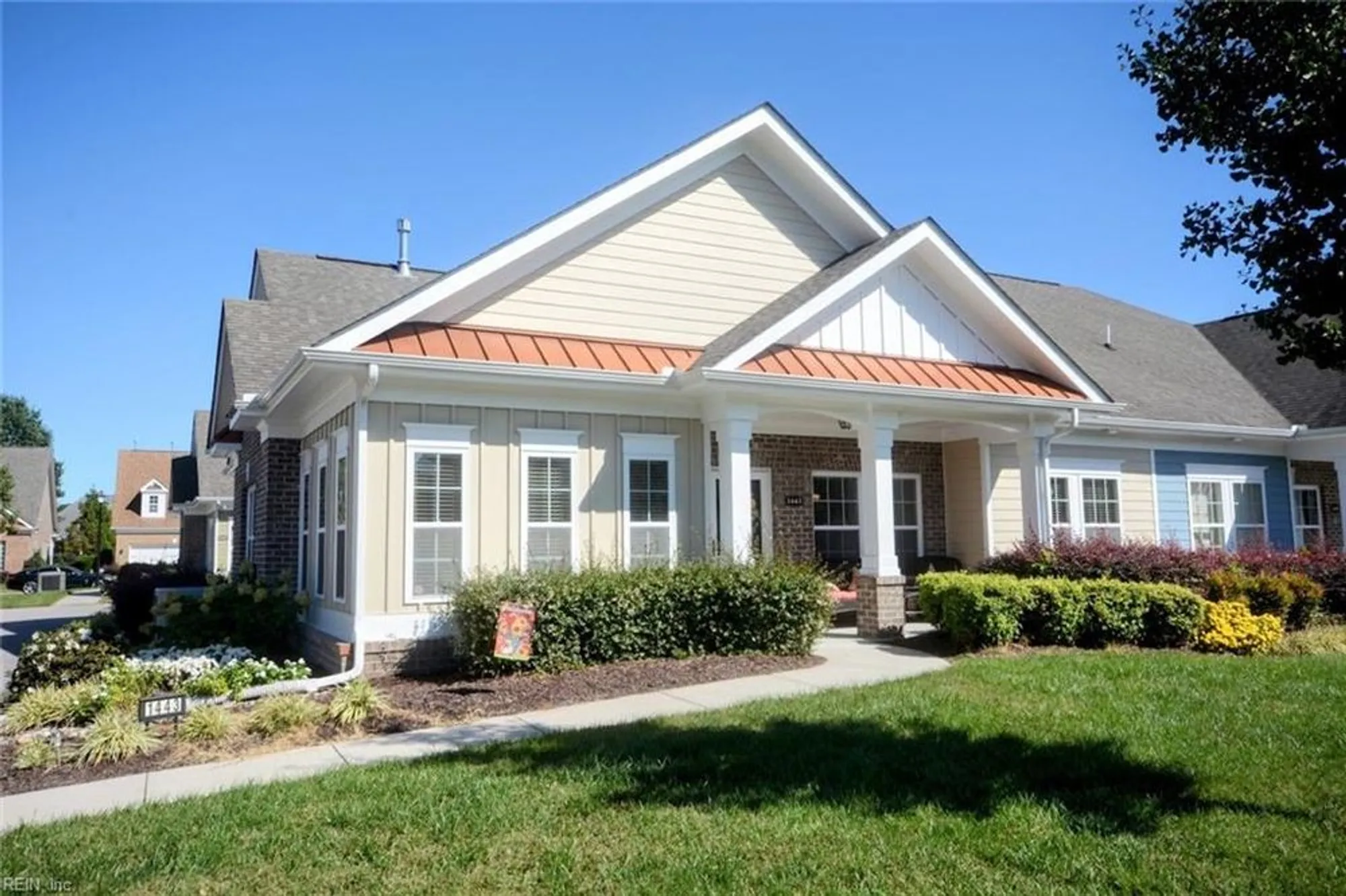 Property Slideshow image 4 of 41 | 1443 thistlewood ln, Chesapeake, VA, 23320