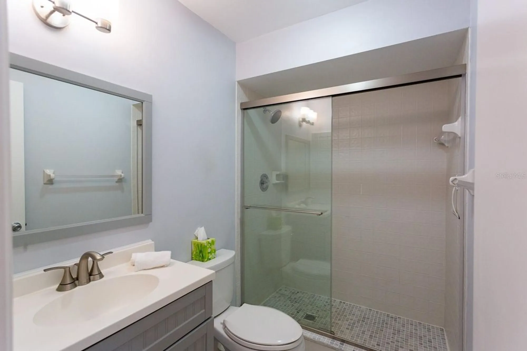 Property Slideshow image 20 of 41 | 5630 golf pointe dr 206, Sarasota, FL, 34243