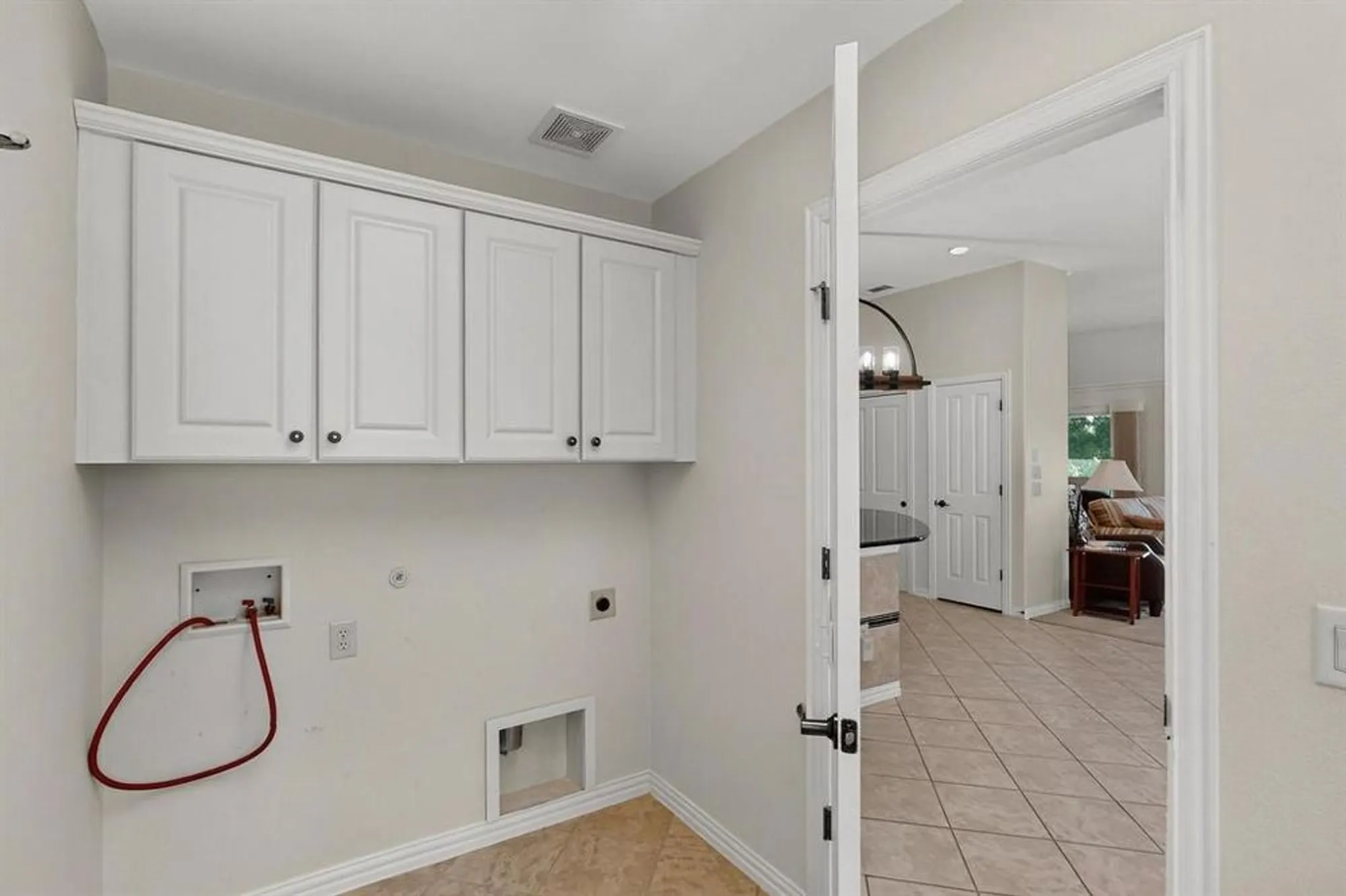 Property Slideshow image 31 of 39 | 8717 sarasota, Denton, TX, 76207