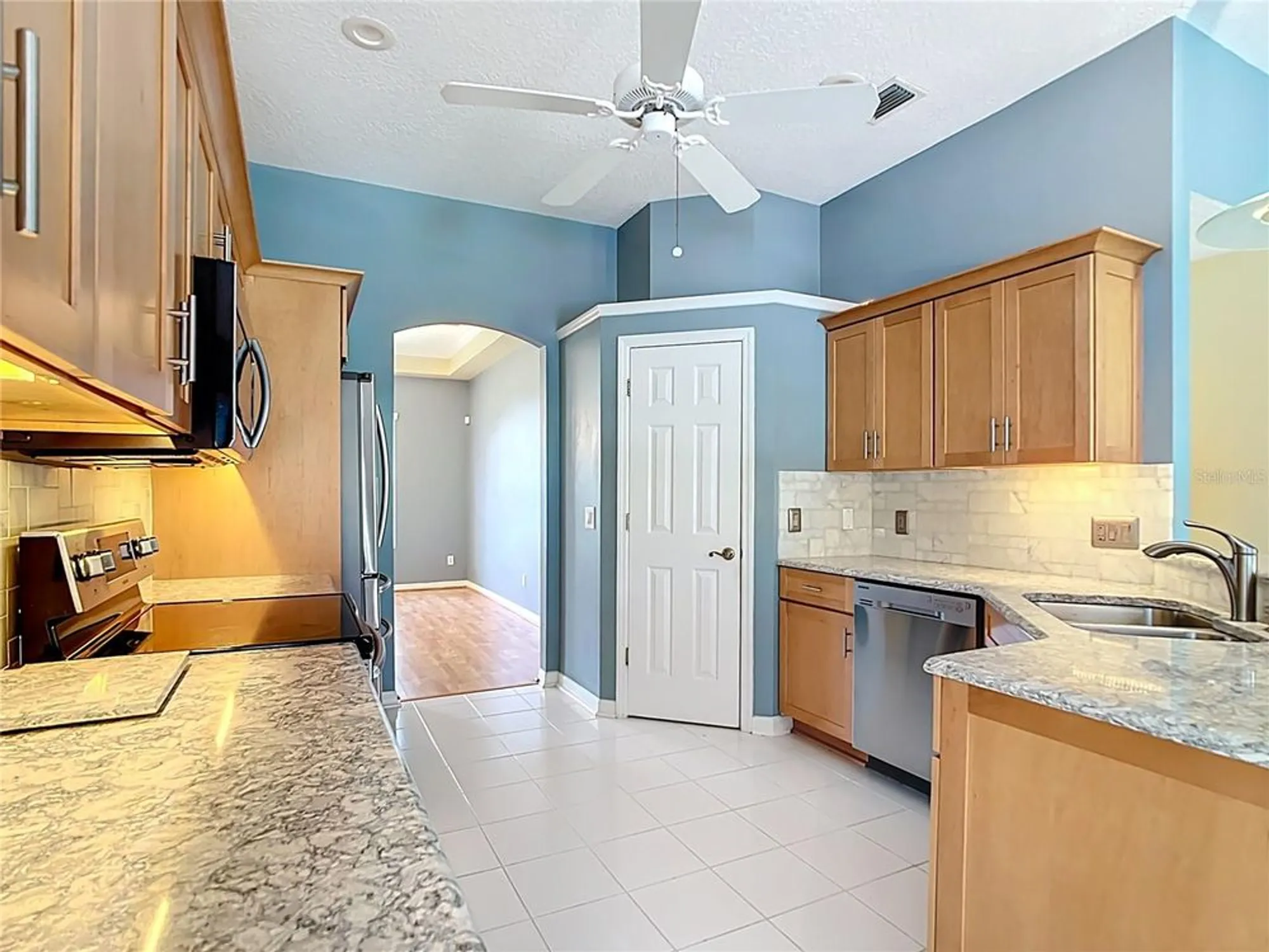 Property Slideshow image 19 of 41 | 5311 saddleback ct, Lady Lake, FL, 32159