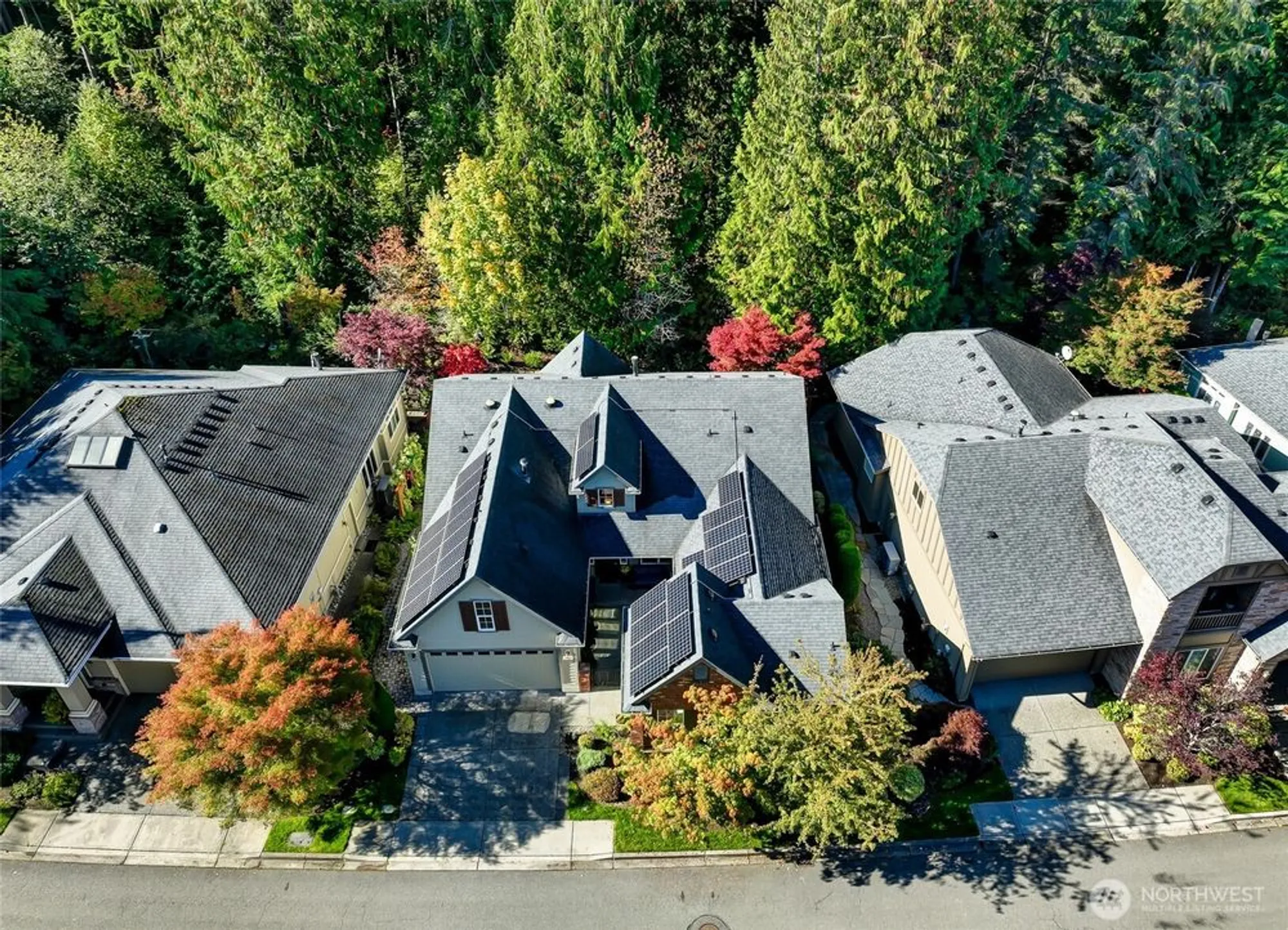 Property Slideshow image 38 of 40 | 12115 big leaf way, Redmond, WA, 98053