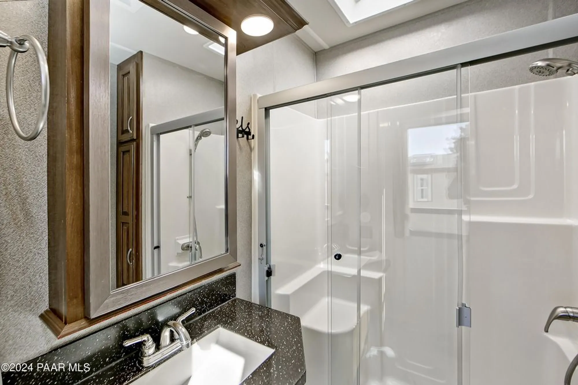 Property Slideshow image 11 of 17 | 850 n ponderosa pine dr, Prescott Valley, AZ, 86327