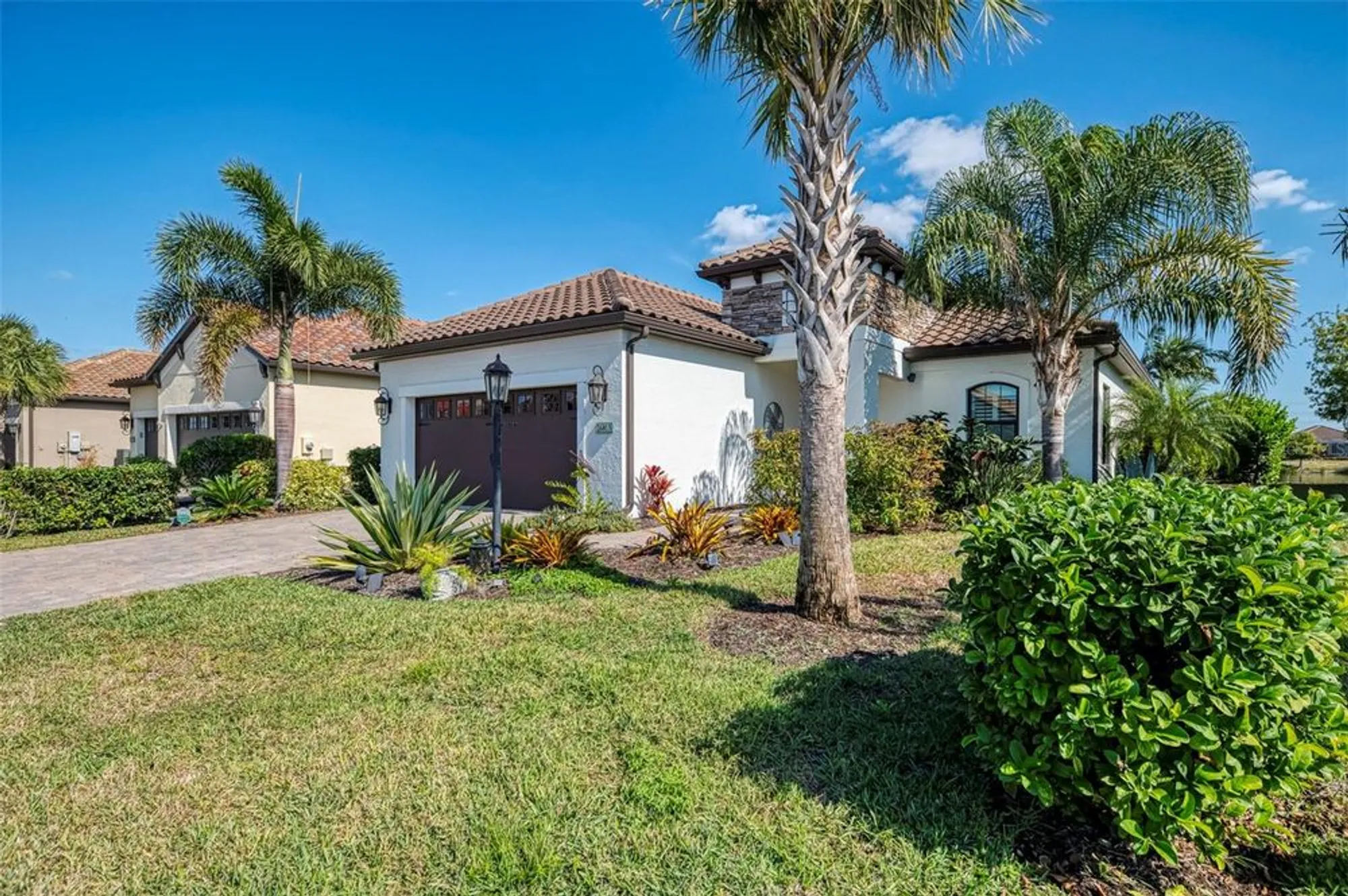 Property Slideshow image 7 of 73 | 26813 weiskopf dr, Englewood, FL, 34223