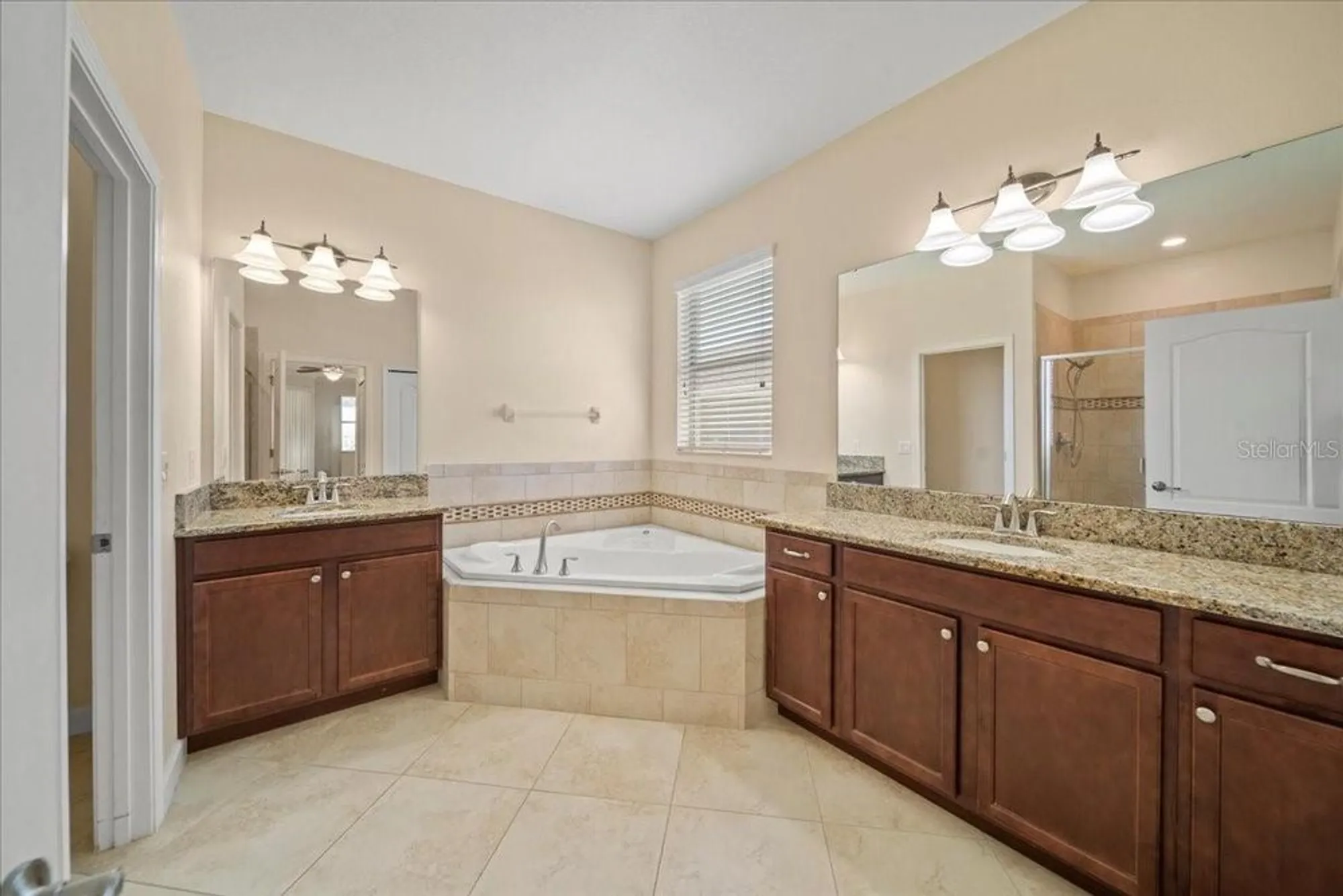 Property Slideshow image 22 of 69 | 3565 raleigh dr, Winter Haven, FL, 33884