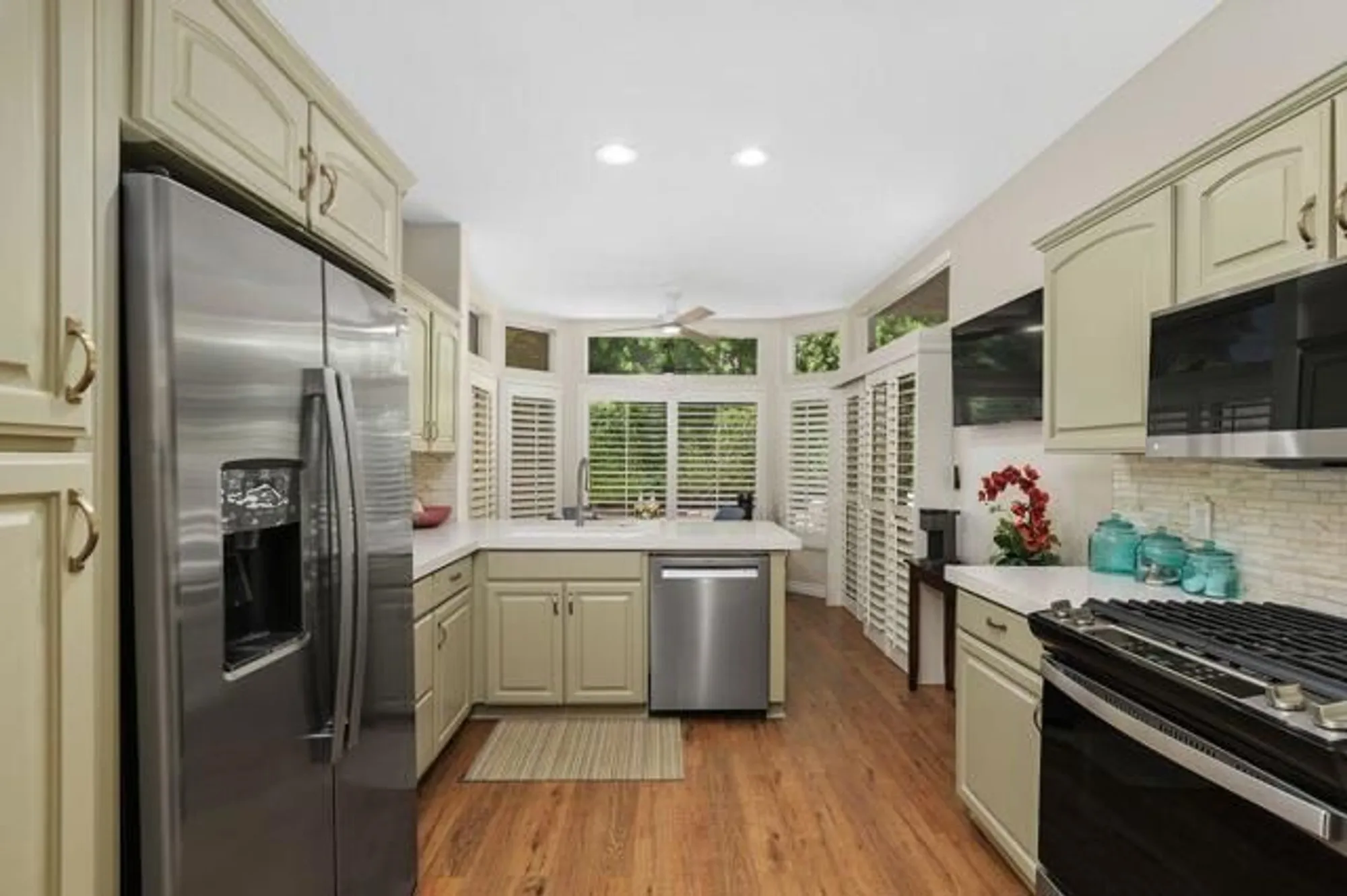 Property Slideshow image 15 of 37 | 78560 crystal falls rd, Palm Desert, CA, 92211