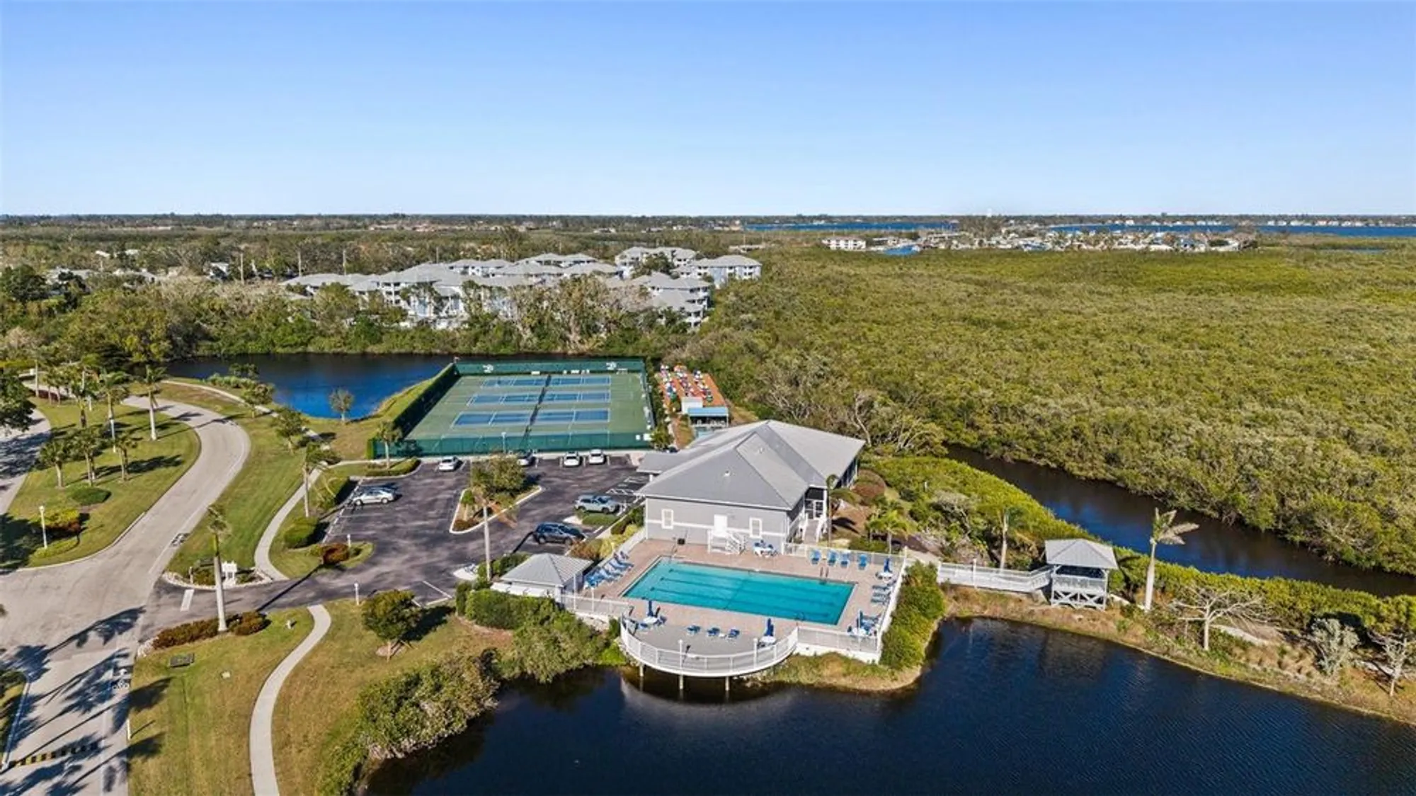 Property Slideshow image 36 of 52 | 1323 perico point cir # 107, Bradenton, FL, 34209