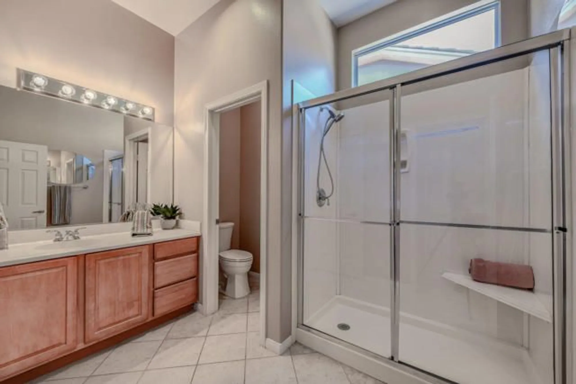 Property Slideshow image 17 of 29 | 80538 knightswood rd, Indio, CA, 92201