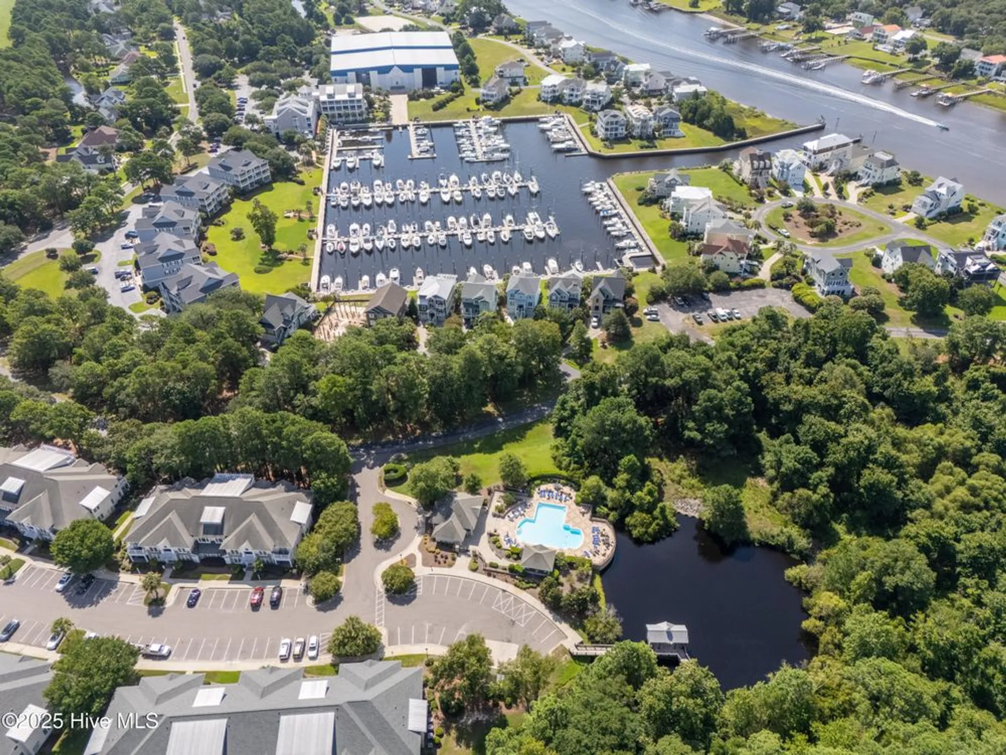 Property Slideshow image 45 of 46 | 2537 st james dr apt 705, Southport, NC, 28461