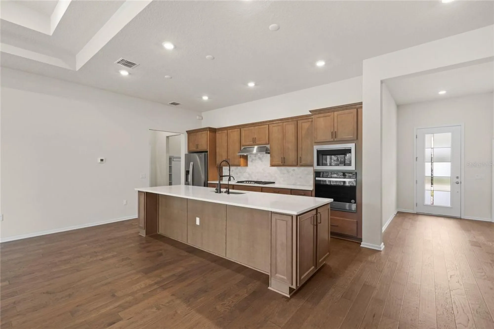 Property Slideshow image 7 of 52 | 15084 canopy cover dr, Winter Garden, FL, 34787