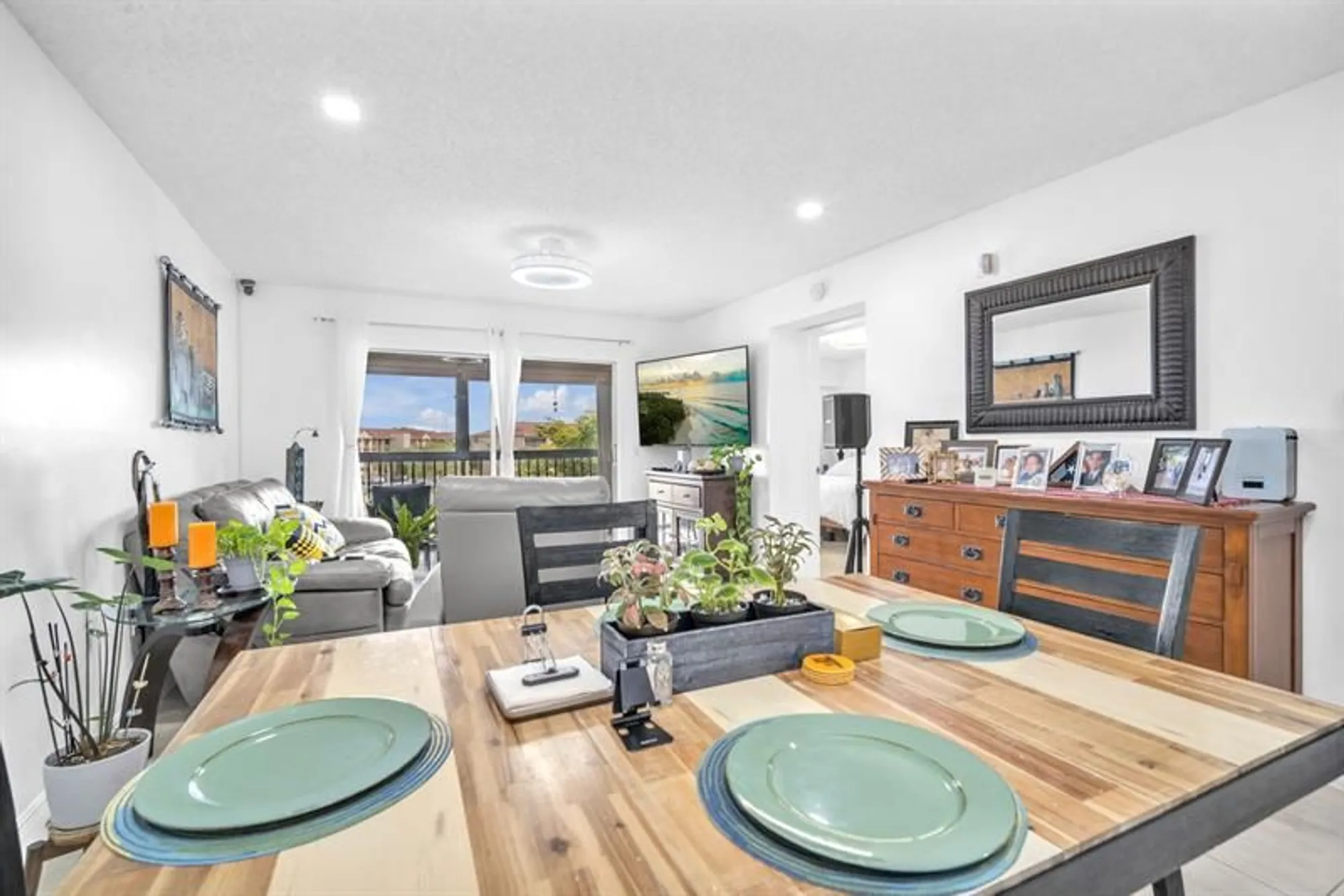 Property Slideshow image 19 of 26 | 1201 sw 141st ave # j409, Pembroke Pines, FL, 33027