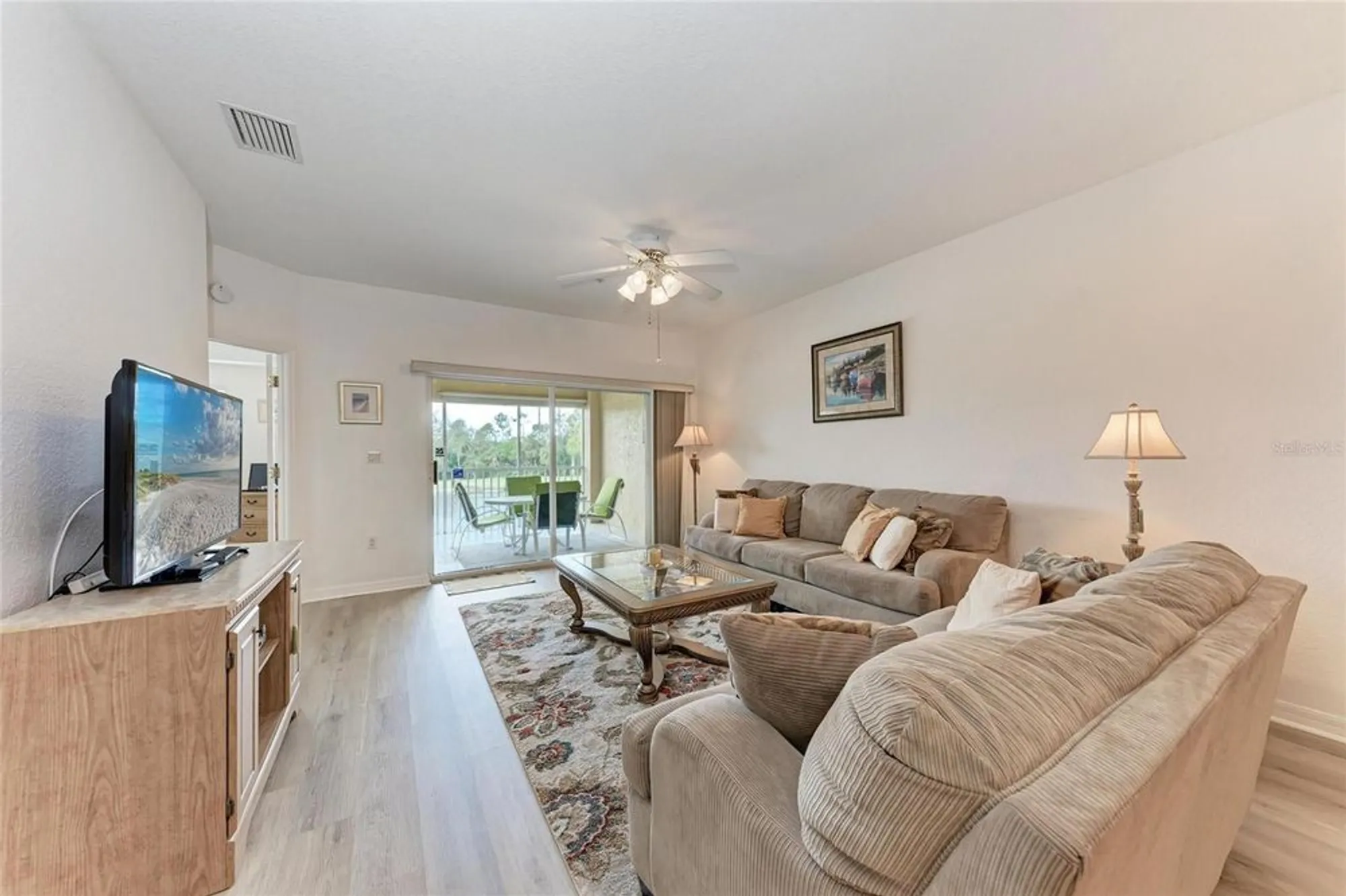 Property Slideshow image 7 of 41 | 6326 grand oak cir 203, Bradenton, FL, 34203