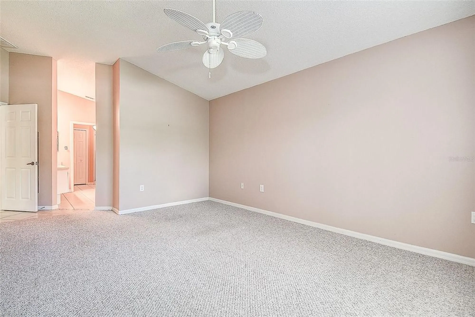 Property Slideshow image 17 of 31 | 11121 cherrywood ct, Spring Hill, FL, 34609