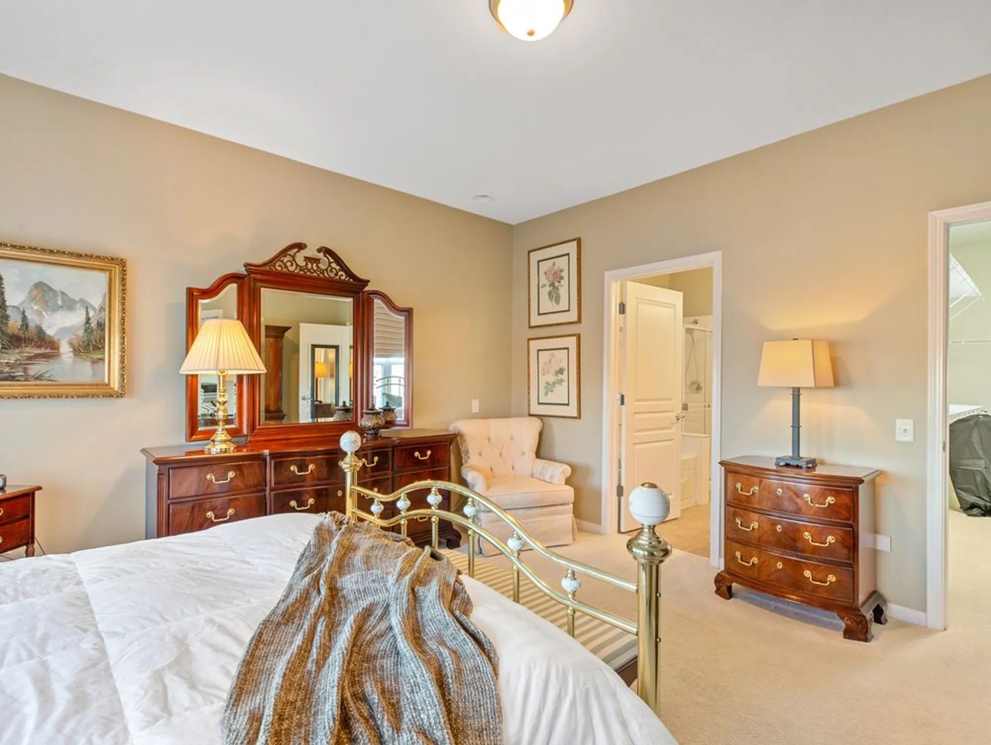 Property Slideshow image 18 of 36 | 3001 ravinia cir, Mundelein, IL, 60060