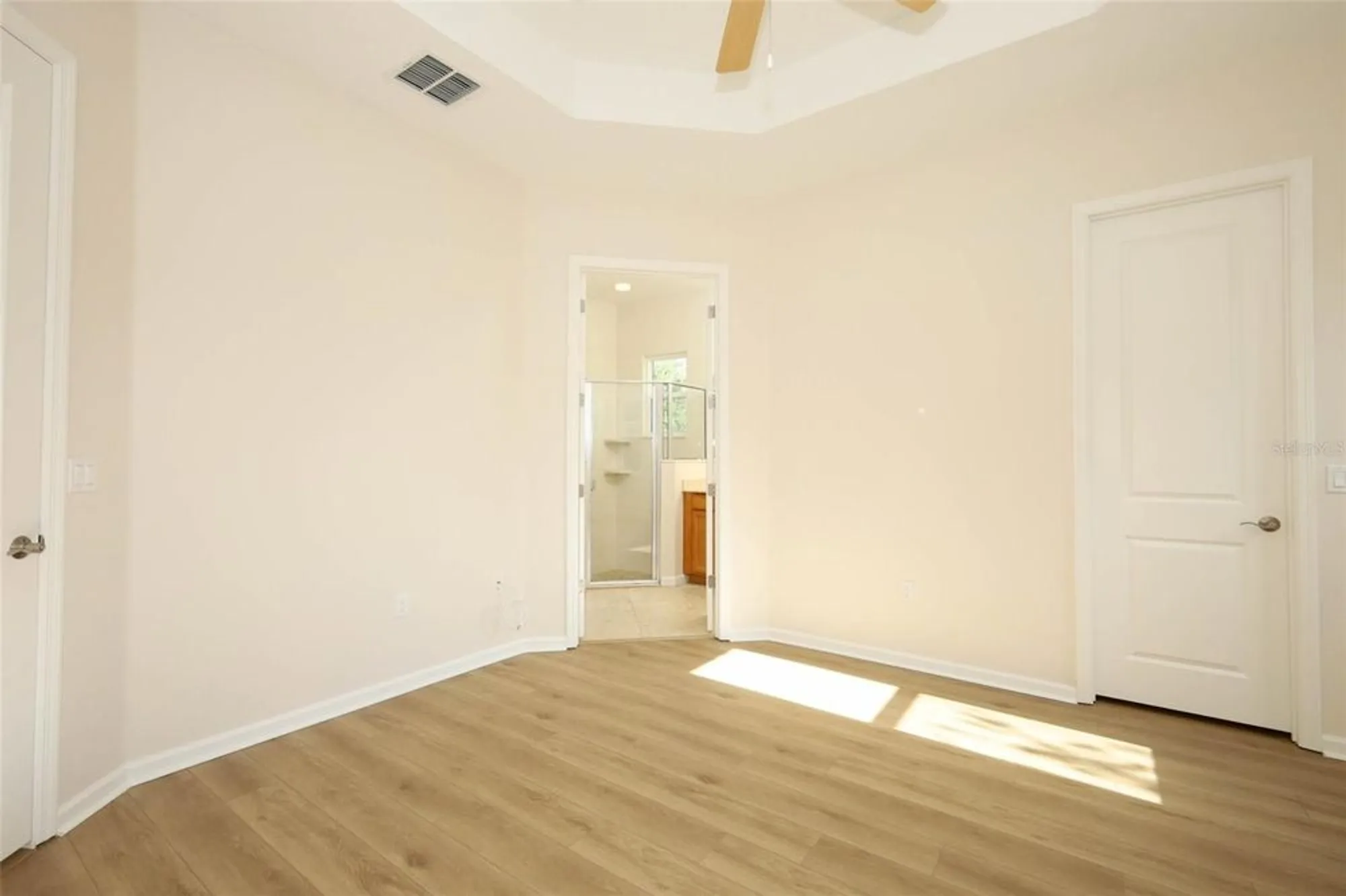 Property Slideshow image 21 of 43 | 1677 victoria gardens dr, Deland, FL, 32724