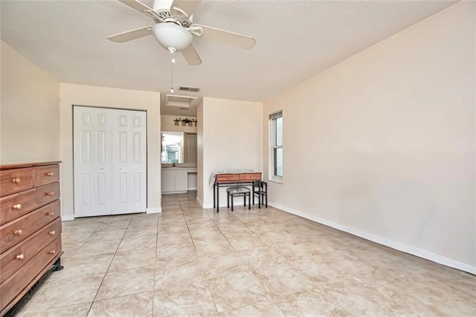 Property Slideshow image 26 of 64 | 381 ottawa ct, Royal Palm Beach, FL, 33411