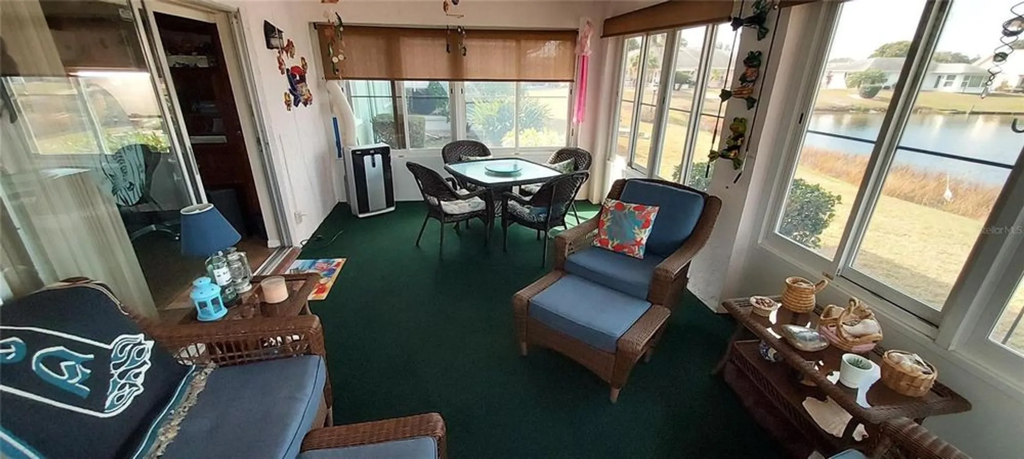 Property Slideshow image 16 of 39 | 906 bluewater dr, Sun City Center, FL, 33573