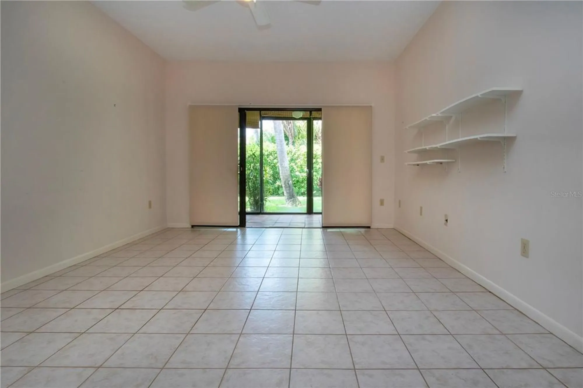 Property Slideshow image 31 of 48 | 4812 kestral park cir 20, Sarasota, FL, 34231