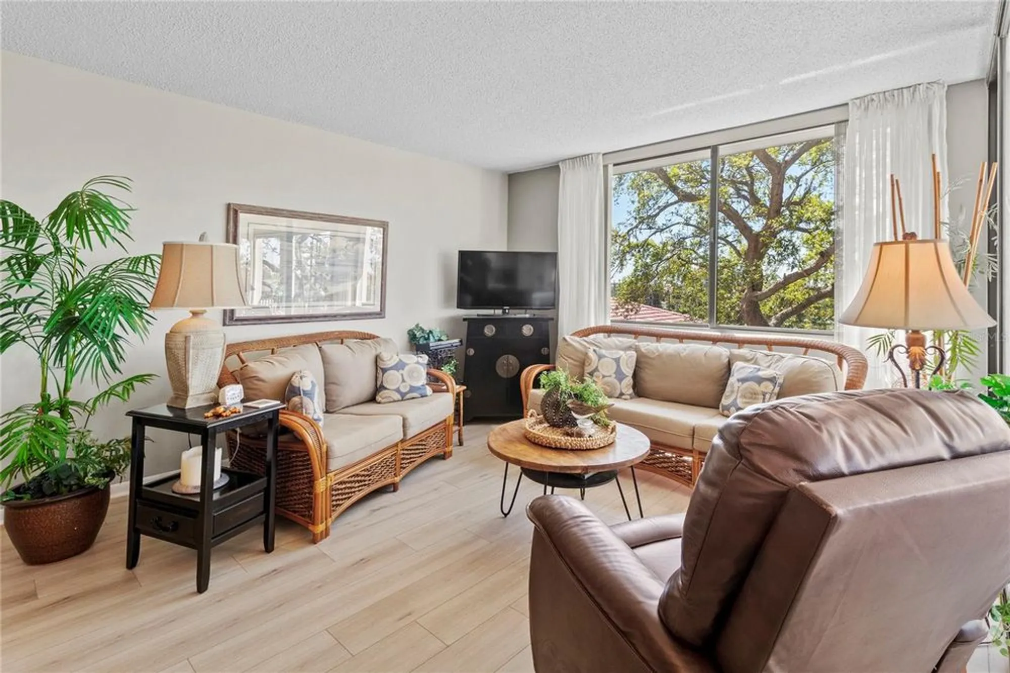 Property Slideshow image 8 of 28 | 6269 palma del mar blvd s apt 308, St Petersburg, FL, 33715