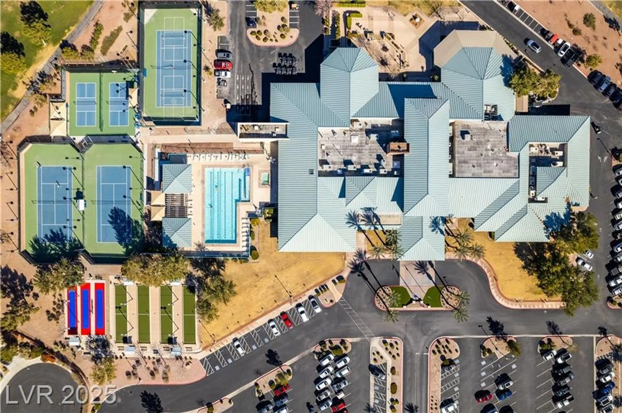 Property Slideshow image 29 of 34 | 2165 king mesa dr, Henderson, NV, 89012