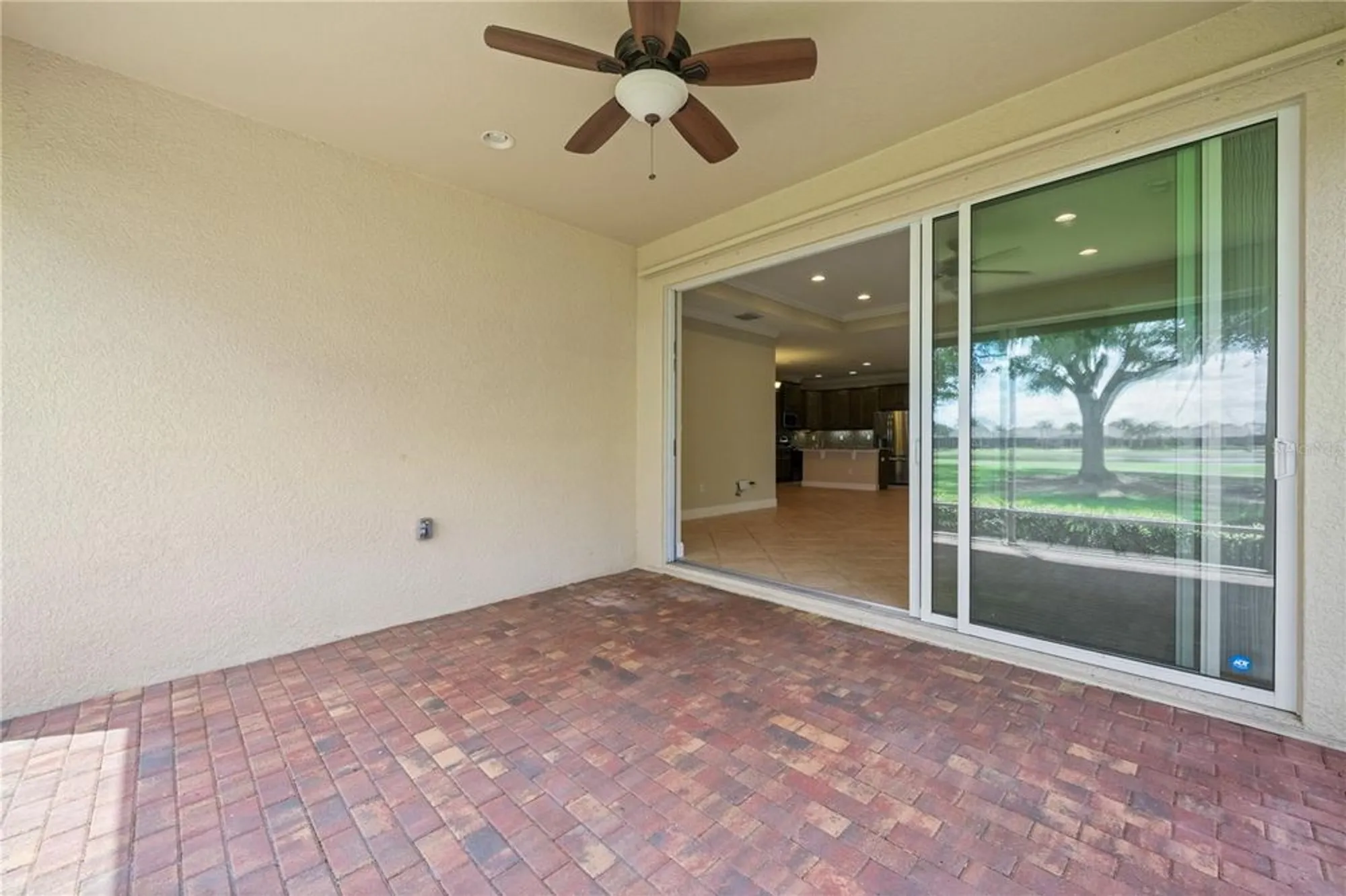Property Slideshow image 44 of 57 | 802 chipper dr, Sun City Center, FL, 33573