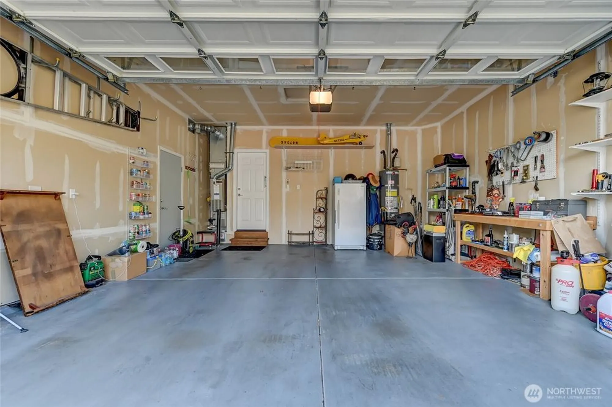 Property Slideshow image 31 of 32 | 13841 231st ln, Redmond, WA, 98053