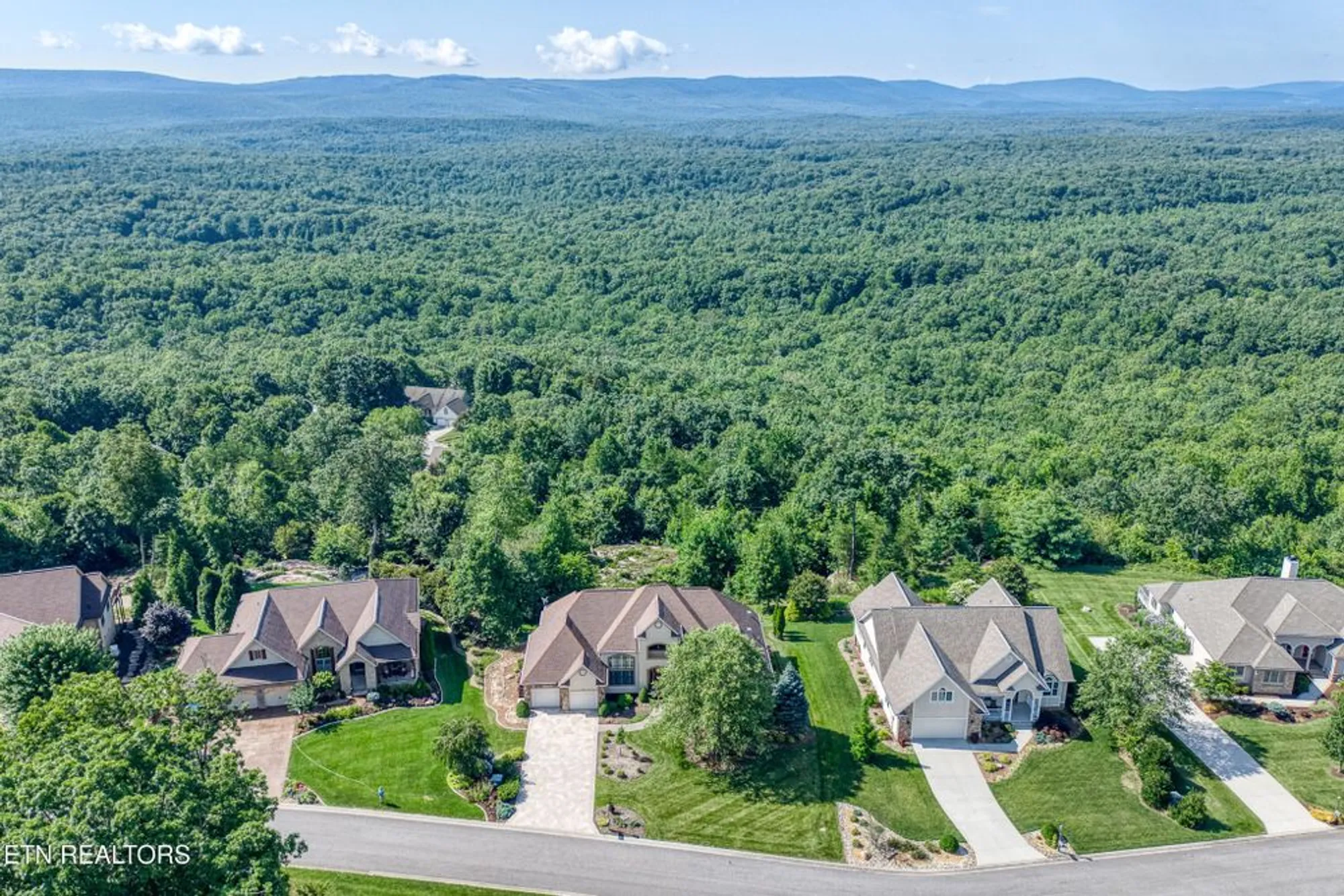 Property Slideshow image 41 of 46 | 40 bluff view ter, Crossville, TN, 38558