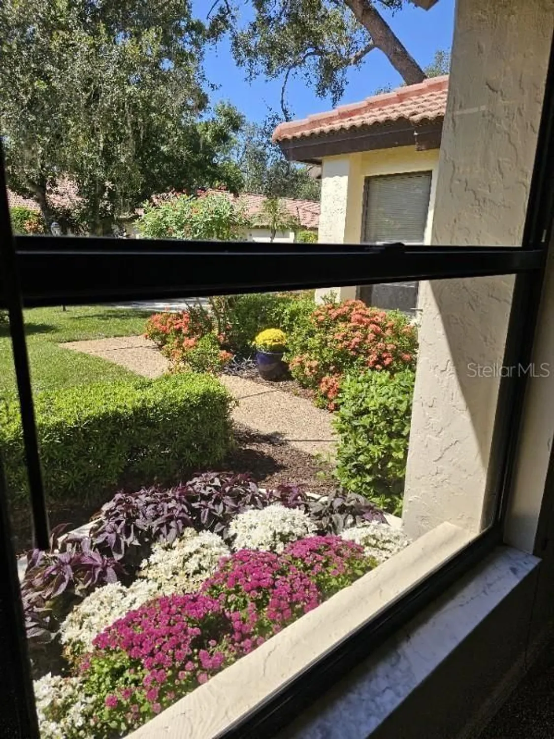 Property Slideshow image 51 of 94 | 7254 oak moss dr 72, Sarasota, FL, 34241