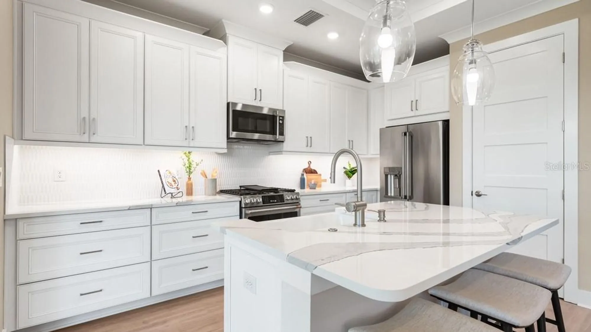 Property Slideshow image 13 of 65 | 4068 santa caterina blvd # 101, Bradenton, FL, 34211