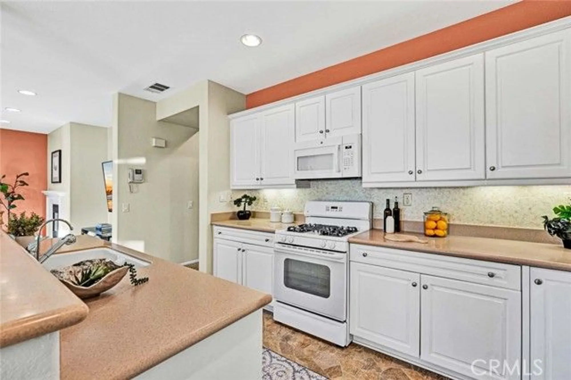 Property Slideshow image 10 of 38 | 9440 revere ct, Fountain Valley, CA, 92708