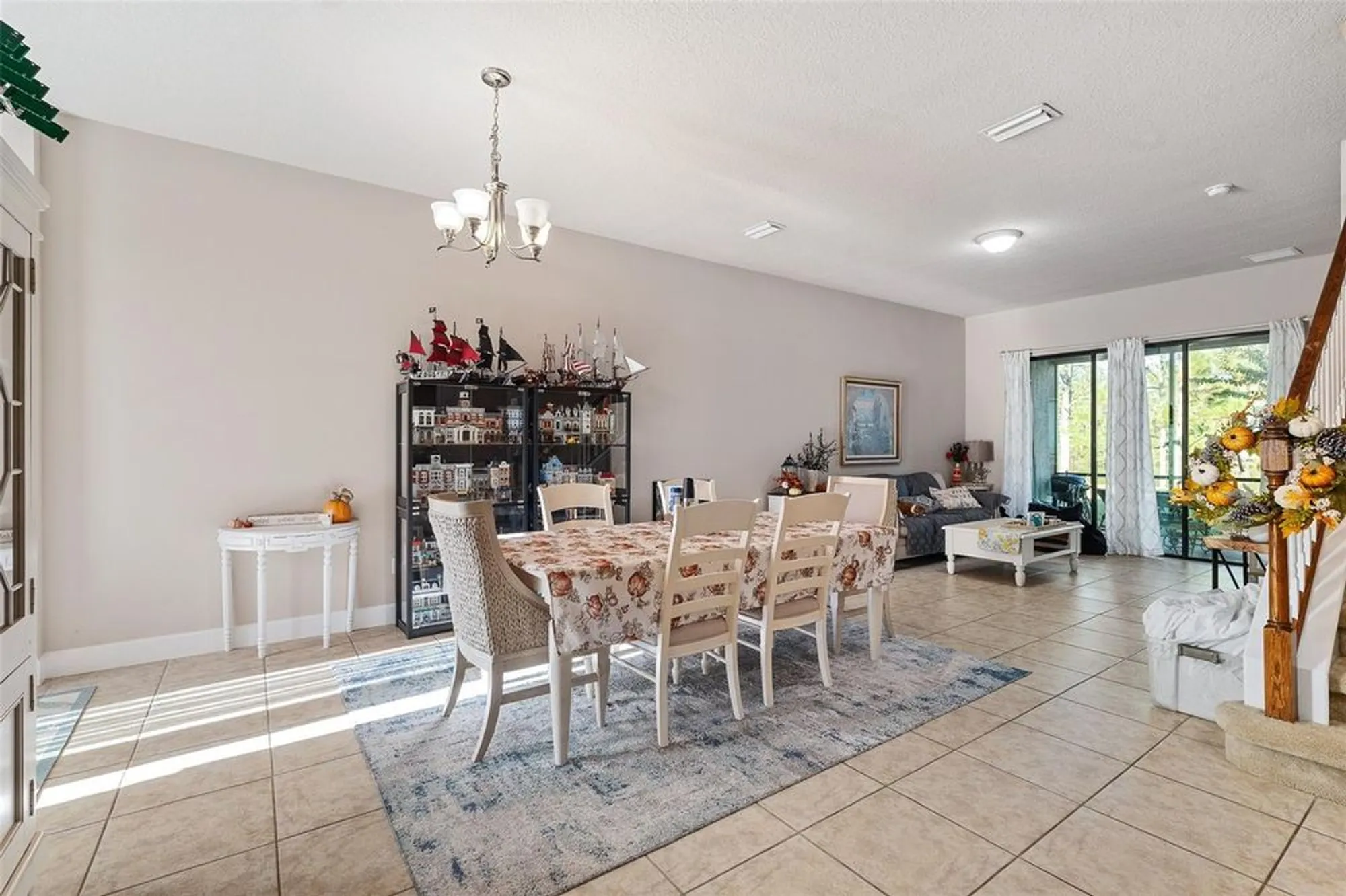 Property Slideshow image 7 of 51 | 1047 kilkenny ln, Ormond Beach, FL, 32174