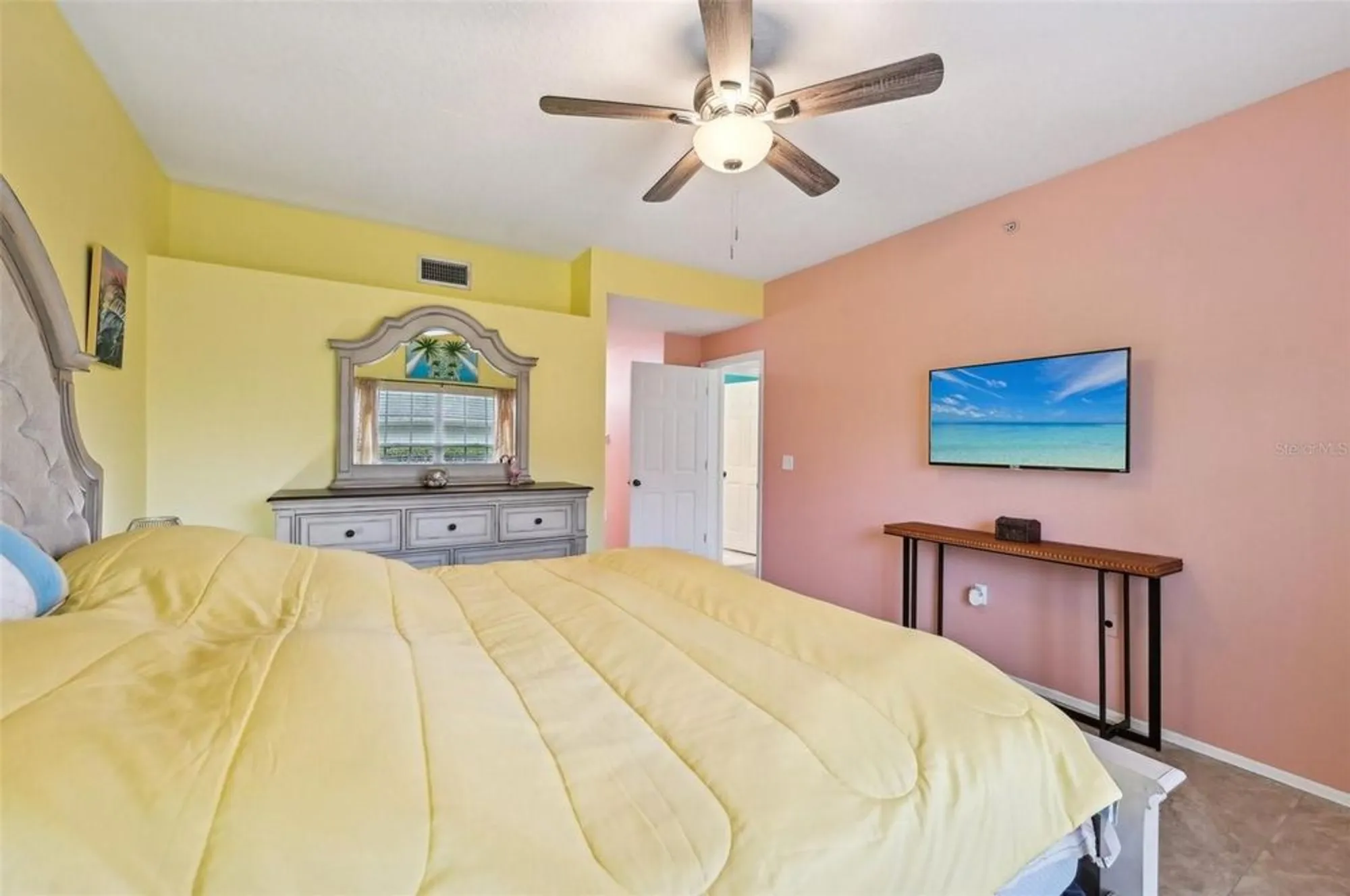 Property Slideshow image 19 of 26 | 6330 green oak cir, Bradenton, FL, 34203