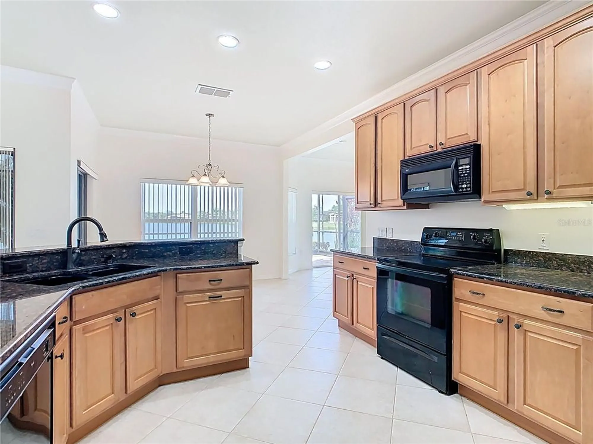Property Slideshow image 20 of 67 | 644 shorehaven dr, Kissimmee, FL, 34759
