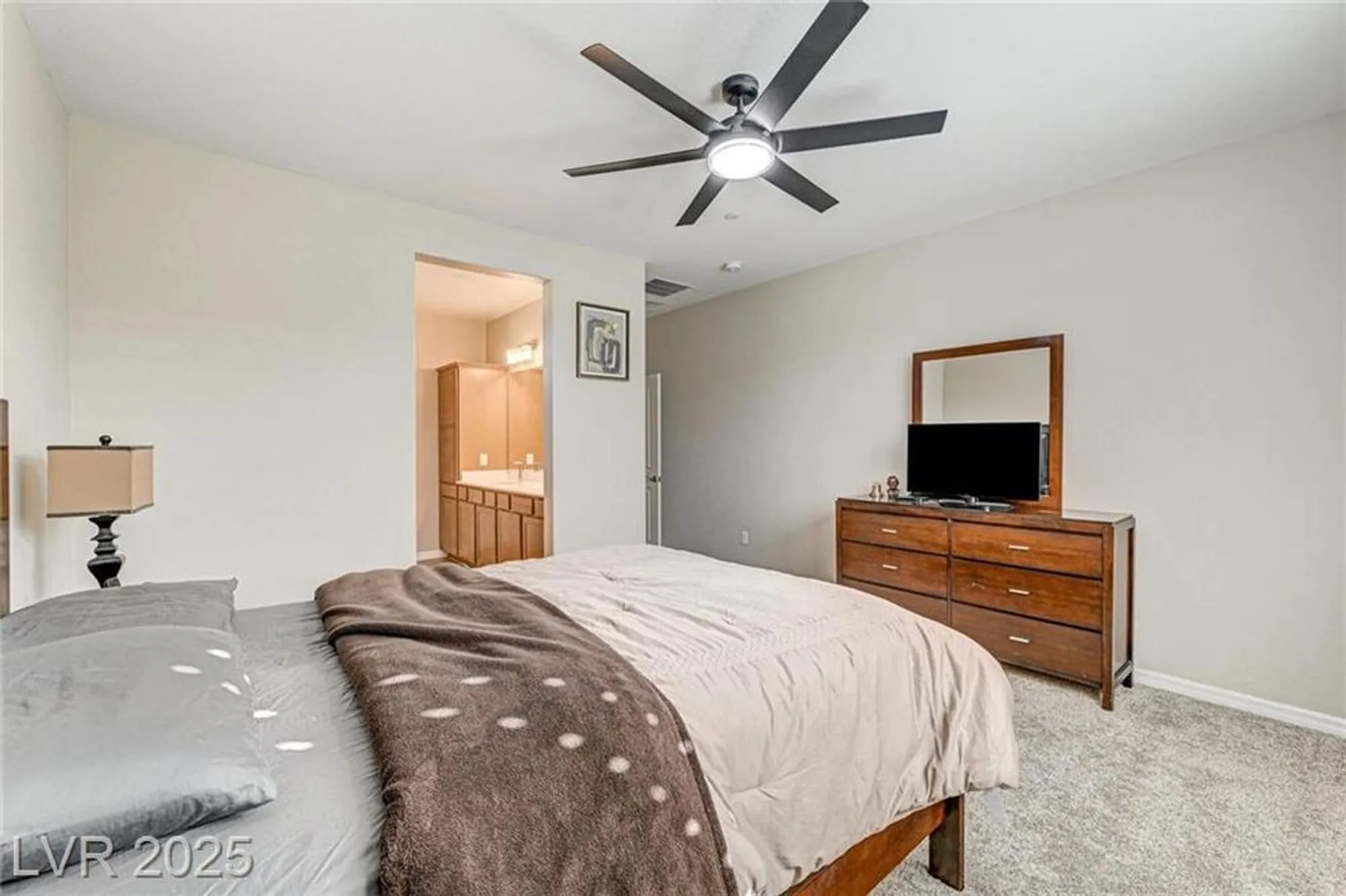 Property Slideshow image 27 of 65 | 10255 crimson currant st, Las Vegas, NV, 89143