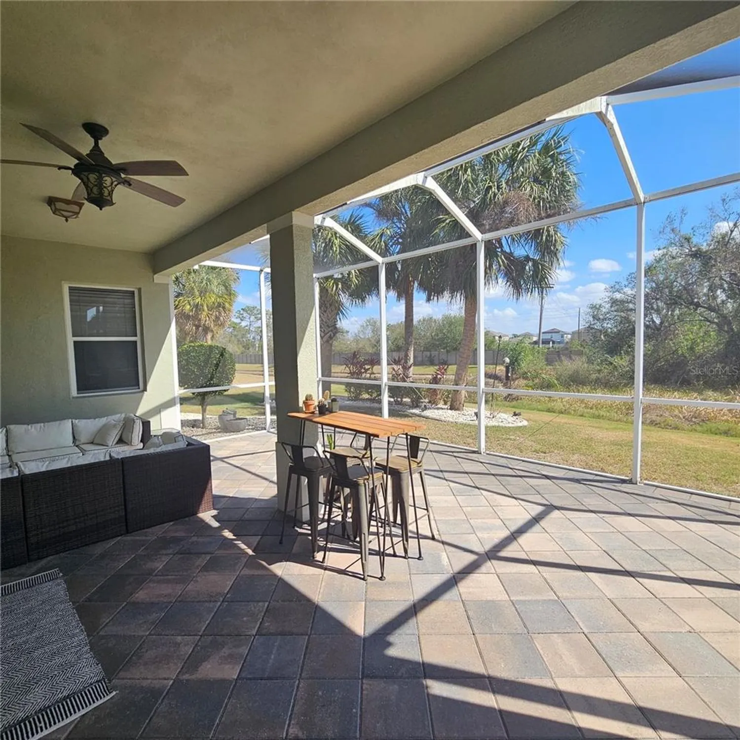 Property Slideshow image 31 of 44 | 920 regal manor way, Sun City Center, FL, 33573