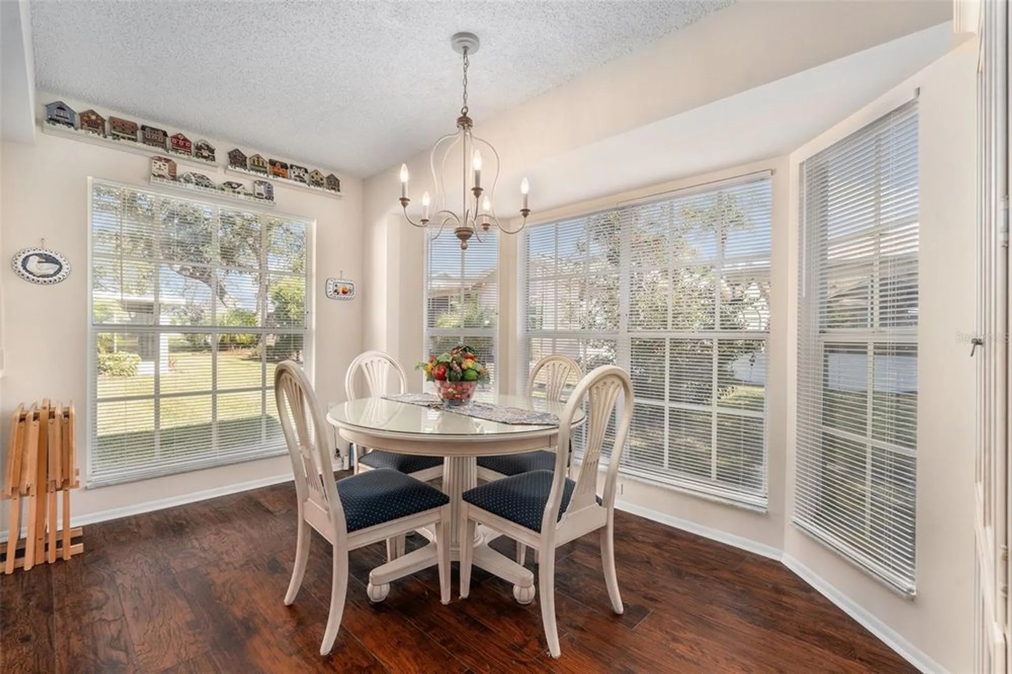 Property Slideshow image 16 of 37 | 4636 portland manor dr, New Port Richey, FL, 34655