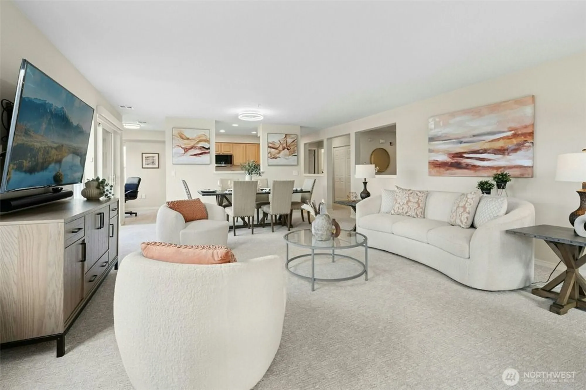 Property Slideshow image 14 of 31 | 22535 se highland cir 206, Issaquah, WA, 98029