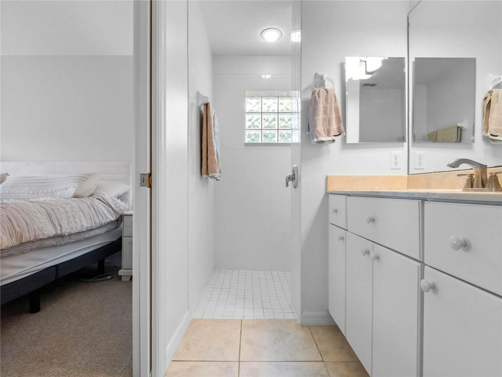 Property Slideshow image 34 of 61 | 5454 sir churchill dr, Leesburg, FL, 34748