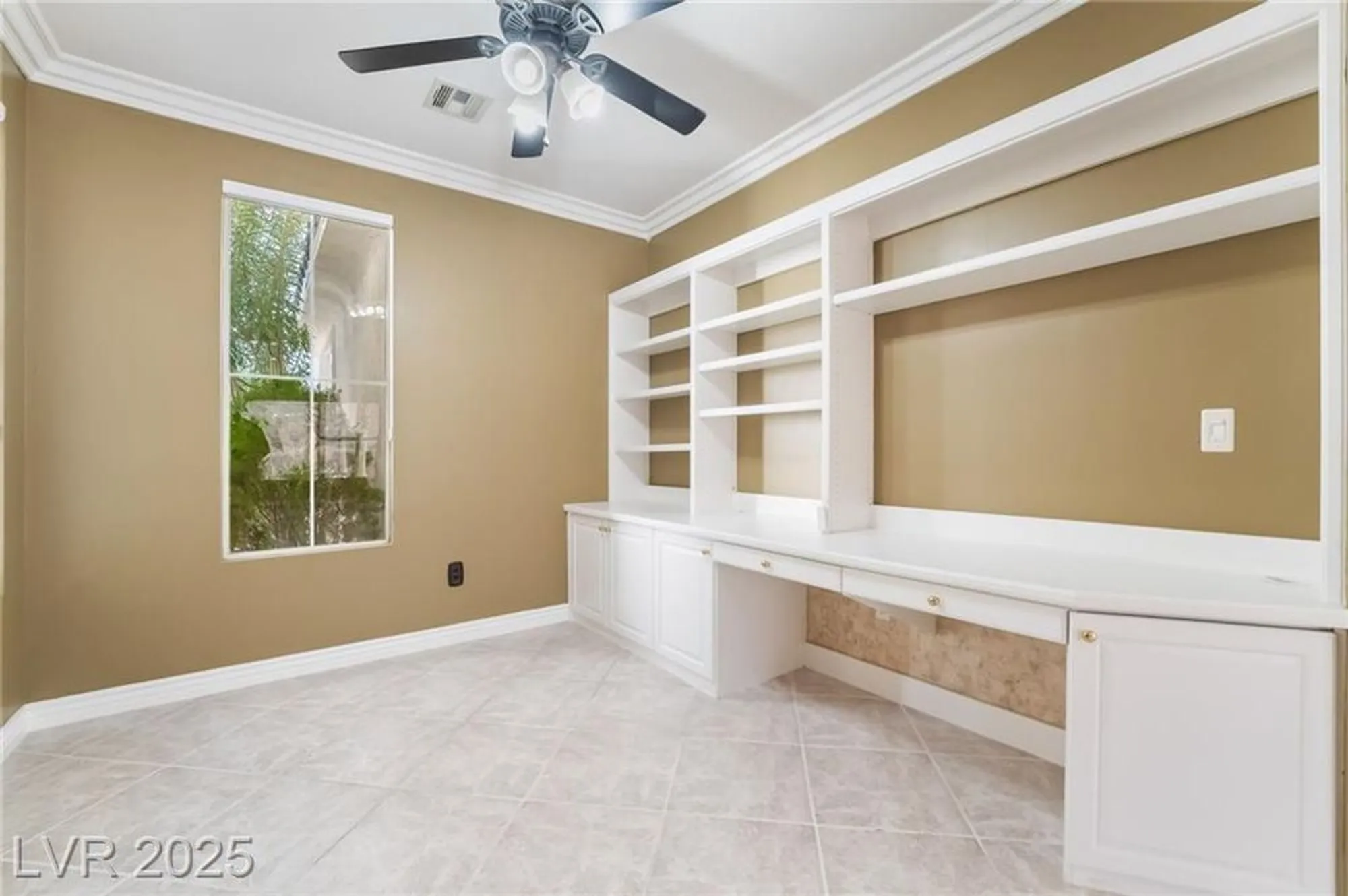 Property Slideshow image 18 of 41 | 4151 agosta luna pl, Las Vegas, NV, 89135