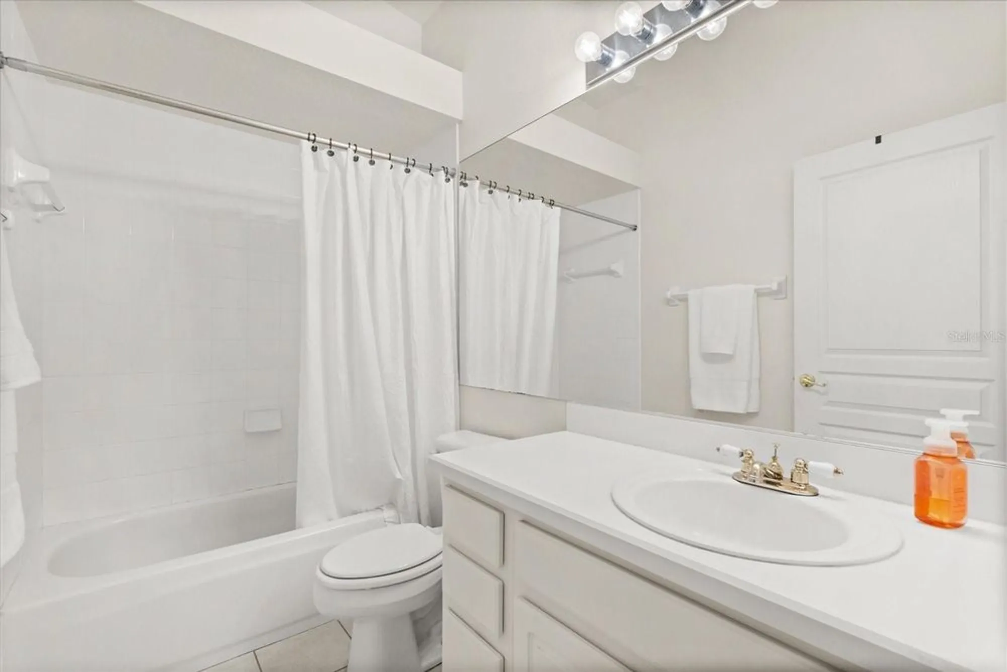 Property Slideshow image 21 of 52 | 2112 saint ives ct, Clermont, FL, 34711